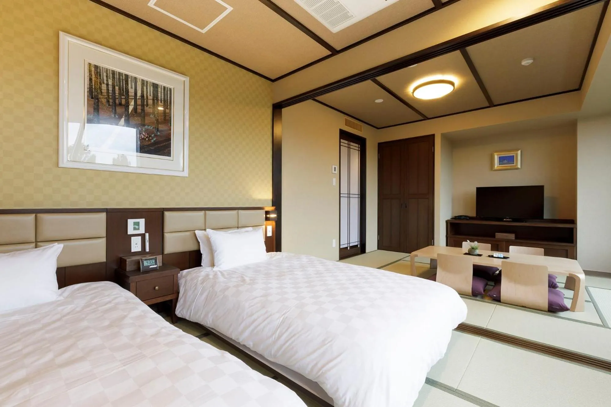 Photo of the whole room, Bed in Hotel Mori no Kaze Nasu