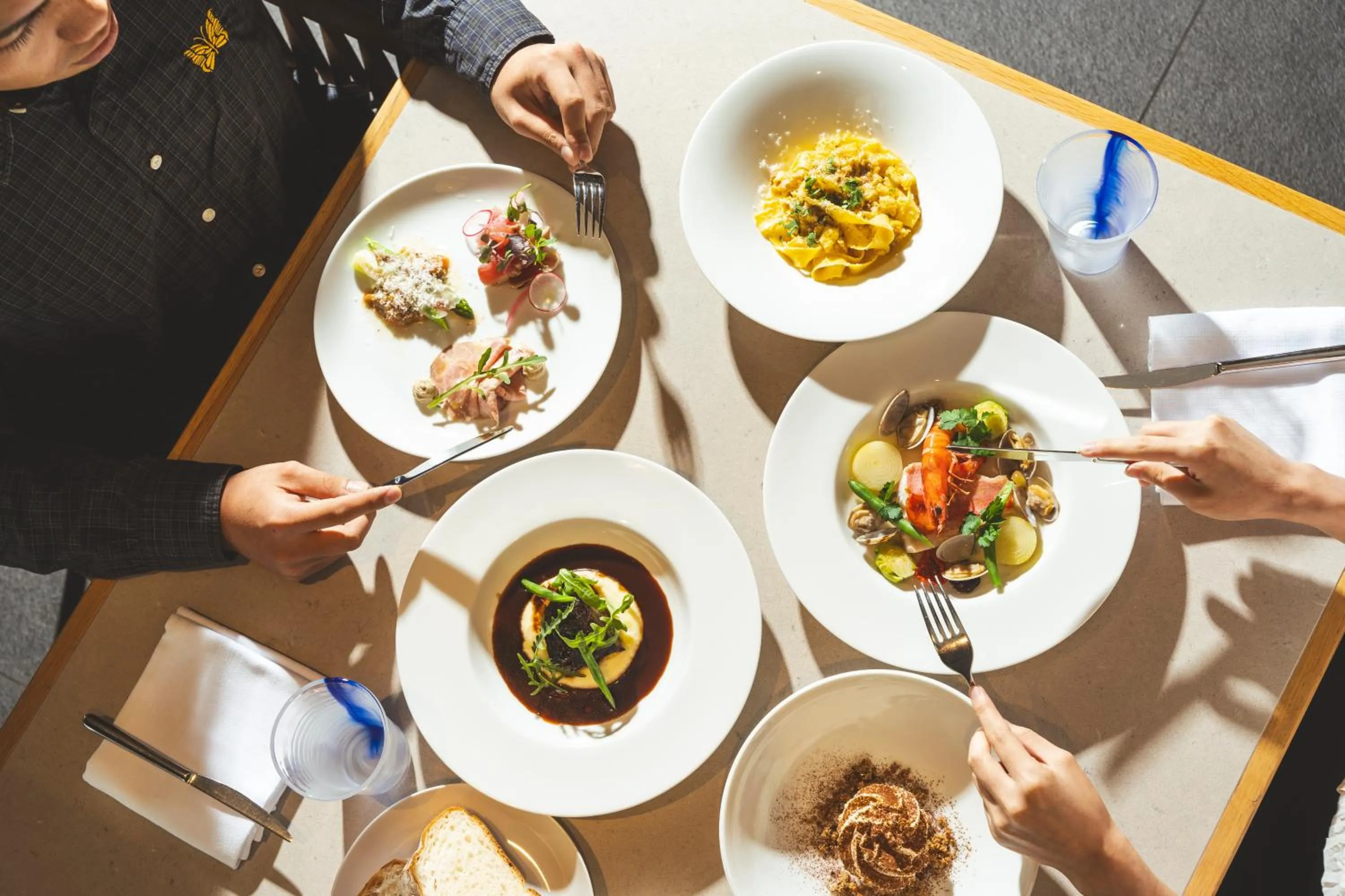 Restaurant/places to eat in Hyatt Regency Seragaki Island Okinawa