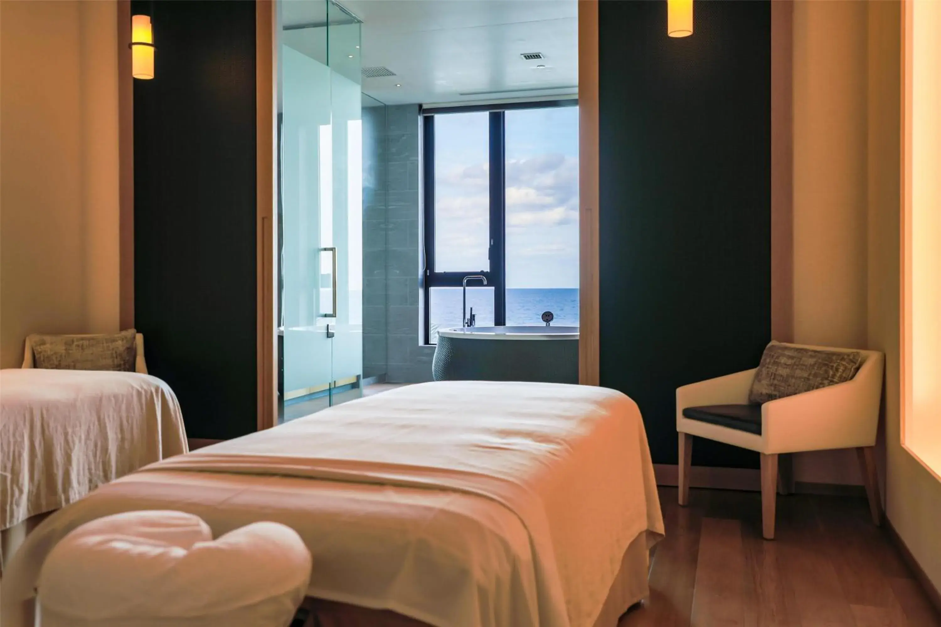 Spa and wellness centre/facilities, Bed in Hyatt Regency Seragaki Island Okinawa Spa and wellness centre/facilities, Bed in Hyatt Regency Seragaki Island Okinawa