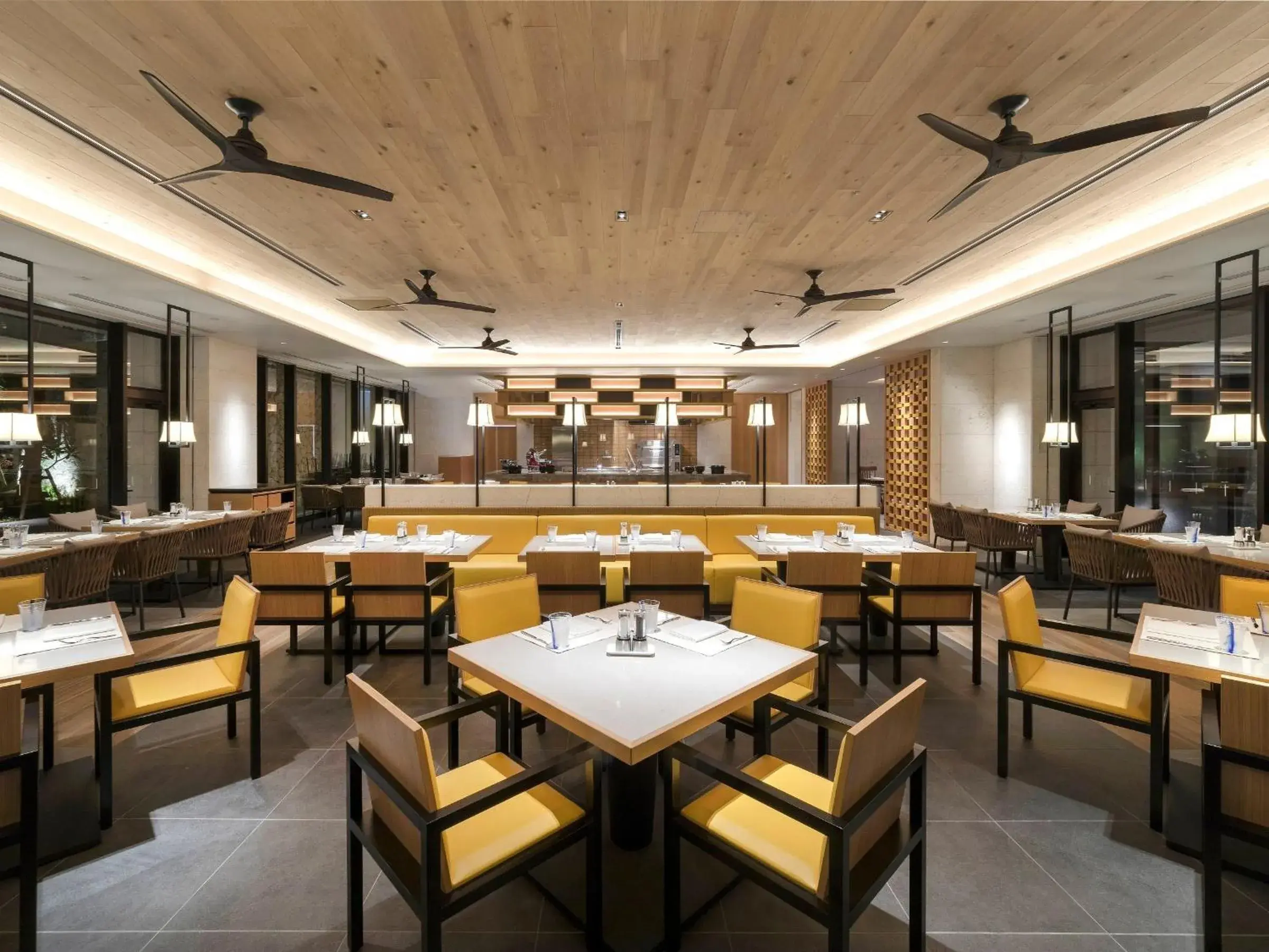 Restaurant/places to eat in Hyatt Regency Seragaki Island Okinawa Restaurant/places to eat in Hyatt Regency Seragaki Island Okinawa