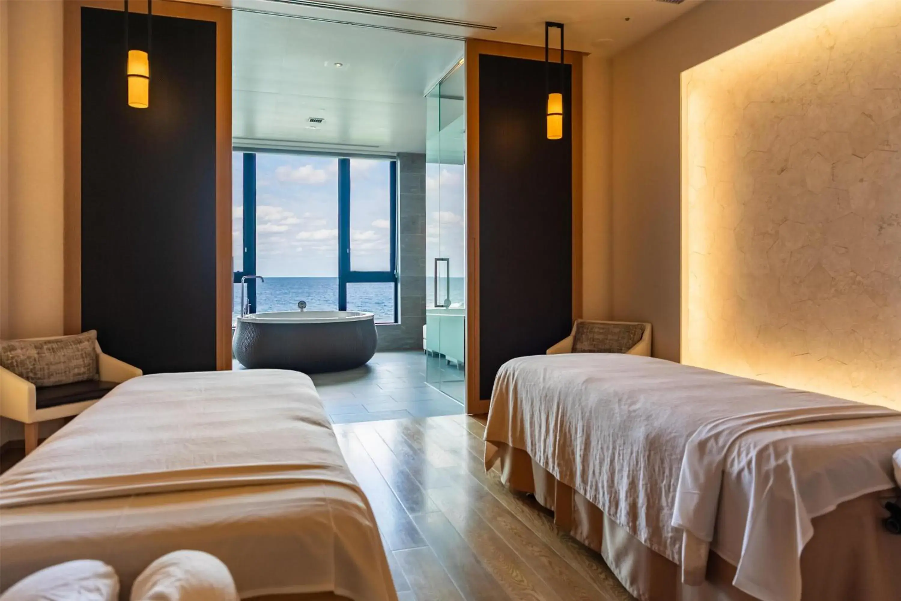 Spa and wellness centre/facilities, Bed in Hyatt Regency Seragaki Island Okinawa Spa and wellness centre/facilities, Bed in Hyatt Regency Seragaki Island Okinawa