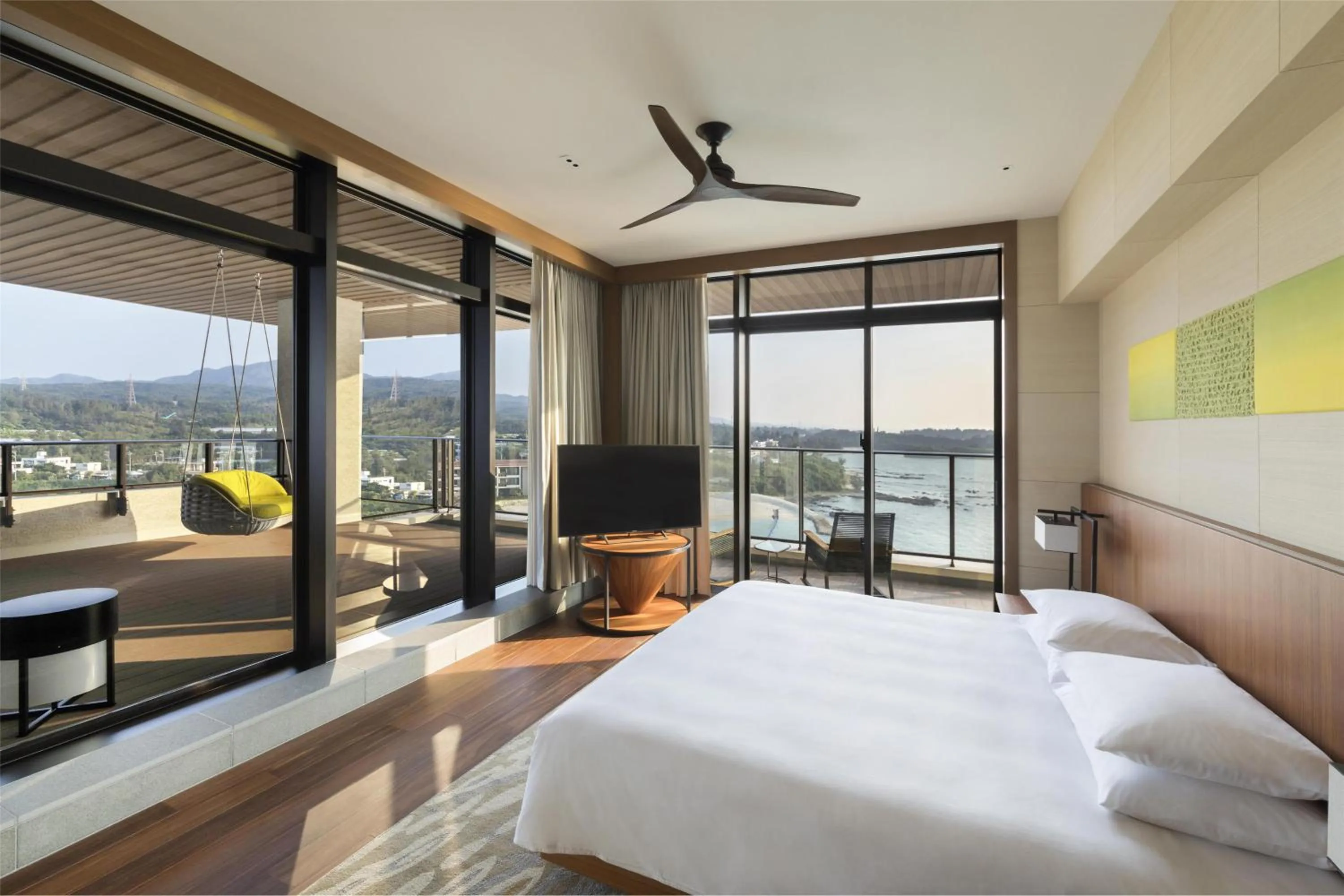 Photo of the whole room, Bed in Hyatt Regency Seragaki Island Okinawa