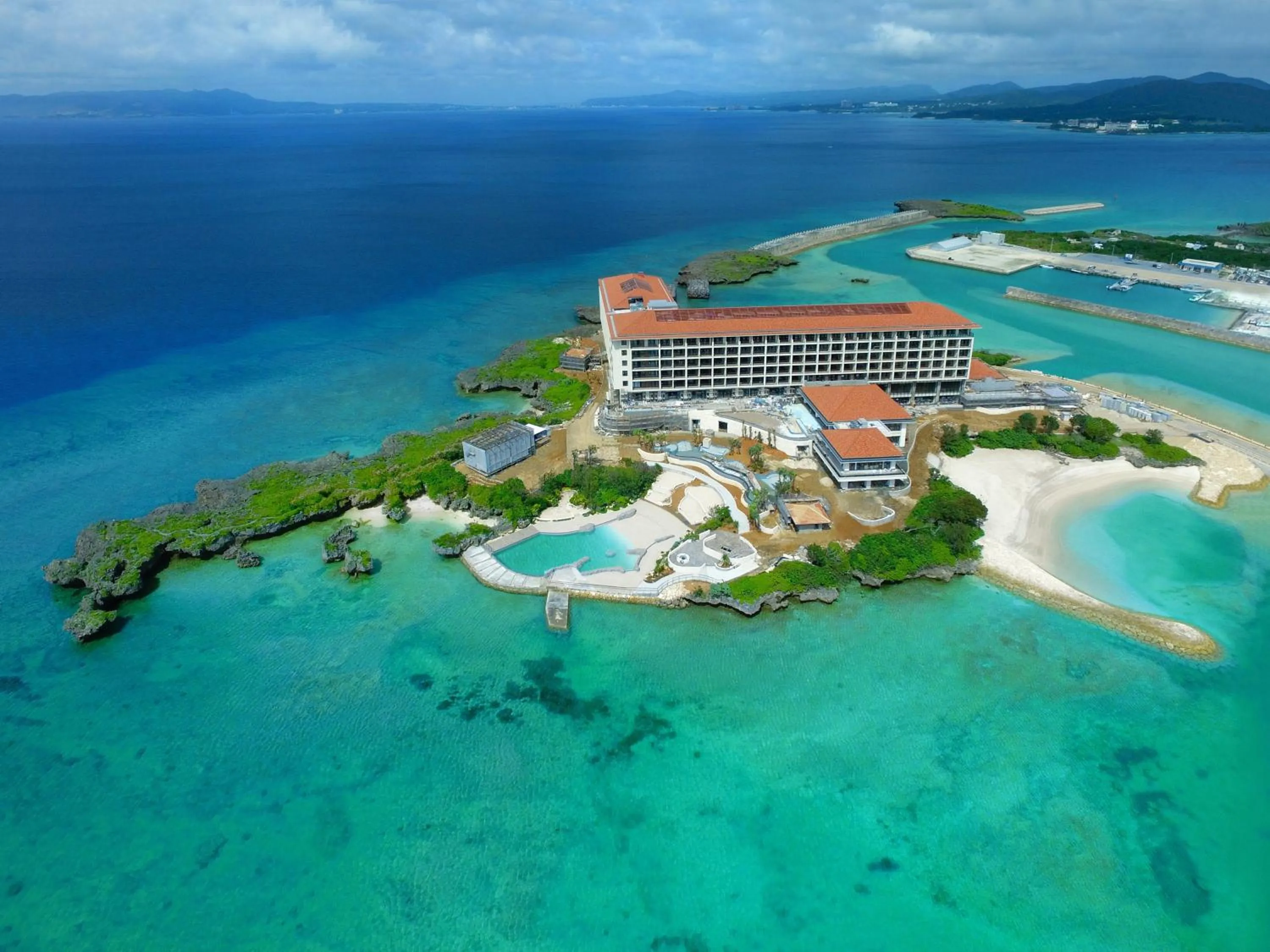 Property building in Hyatt Regency Seragaki Island Okinawa