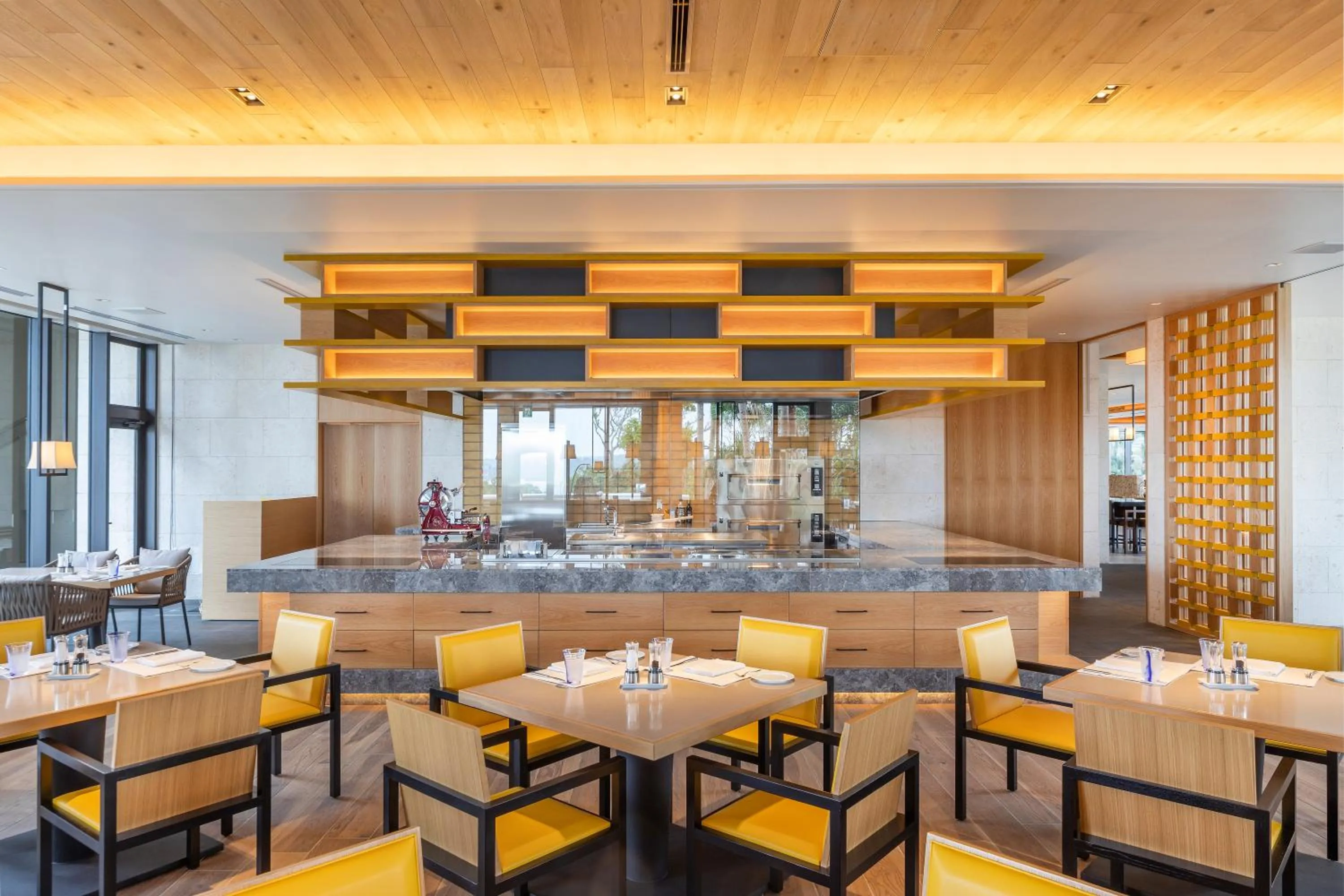 Restaurant/places to eat in Hyatt Regency Seragaki Island Okinawa