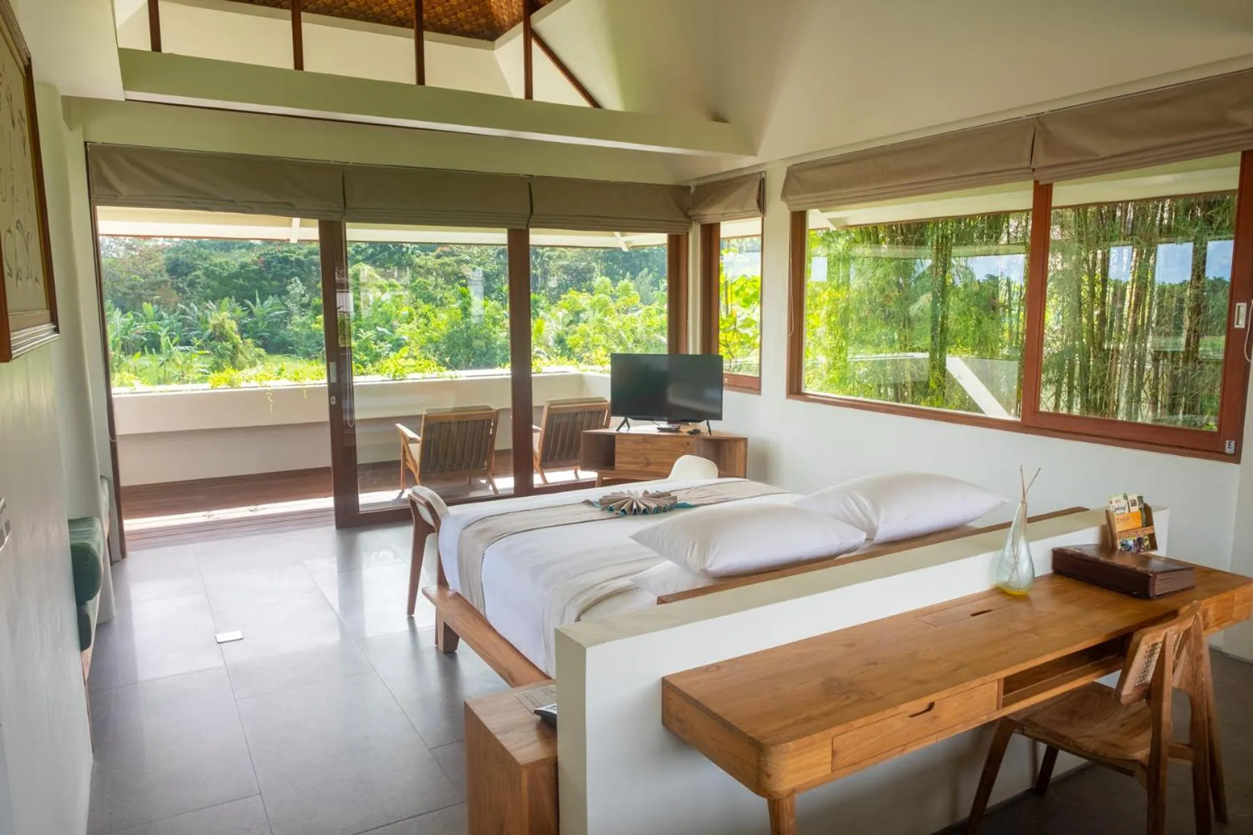TV and multimedia in Tegal Sari Accommodation Ubud