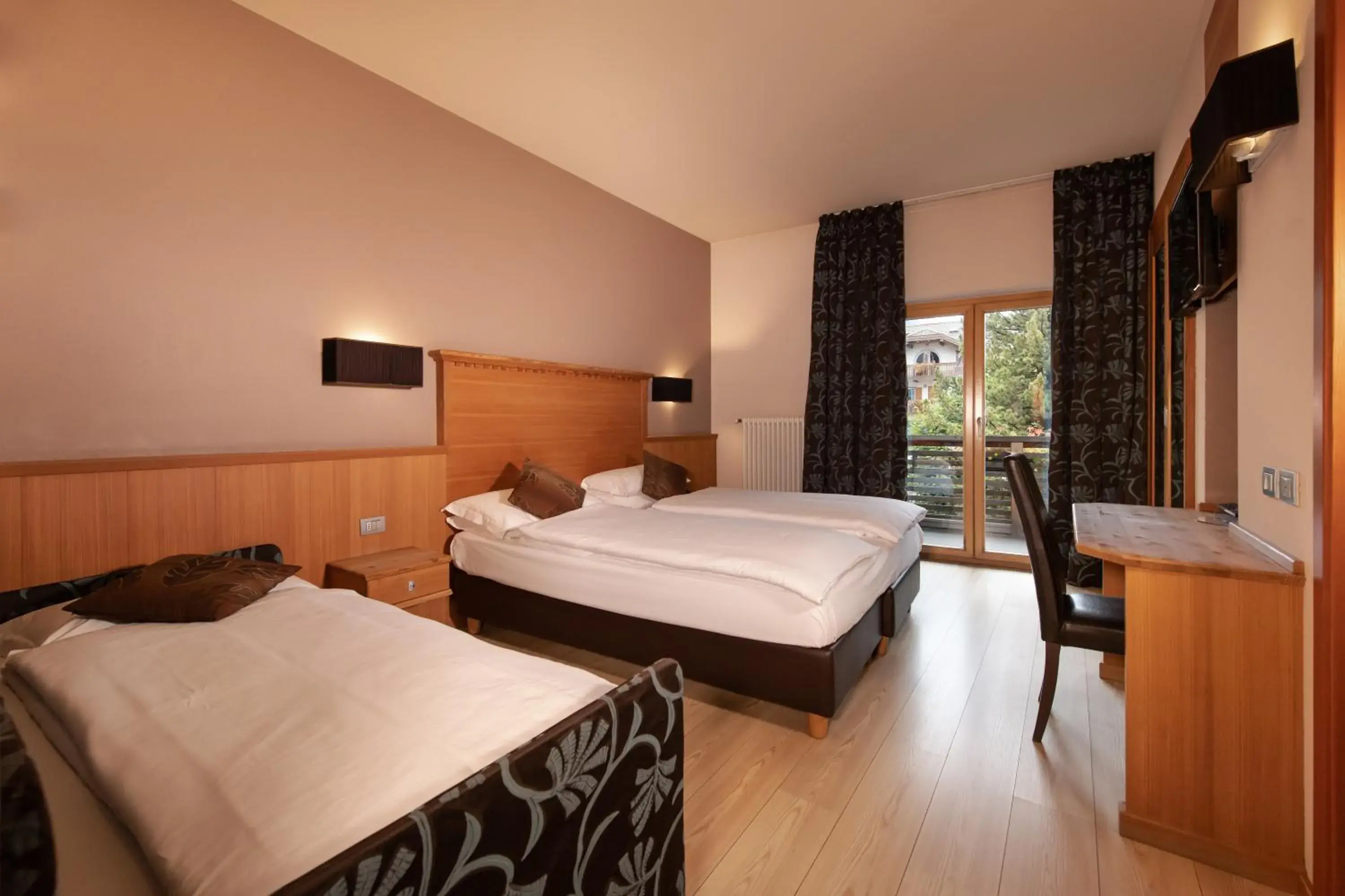 Triple Room in Sport Hotel S. Vigilio Triple Room in Sport Hotel S. Vigilio