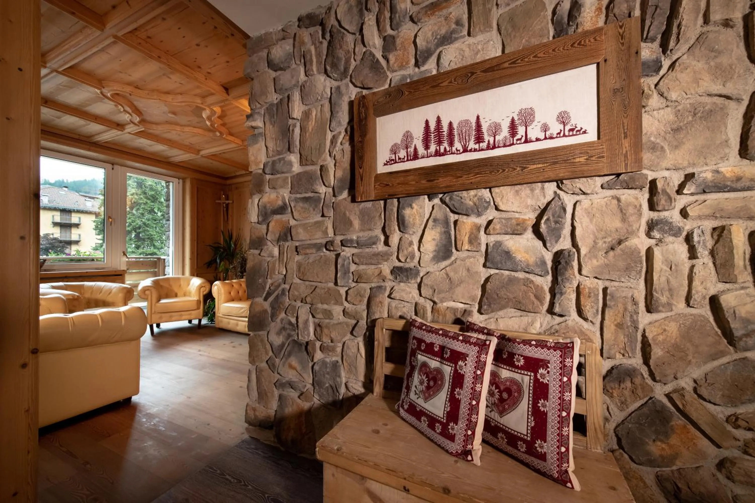 Communal lounge/ TV room in Sport Hotel S. Vigilio