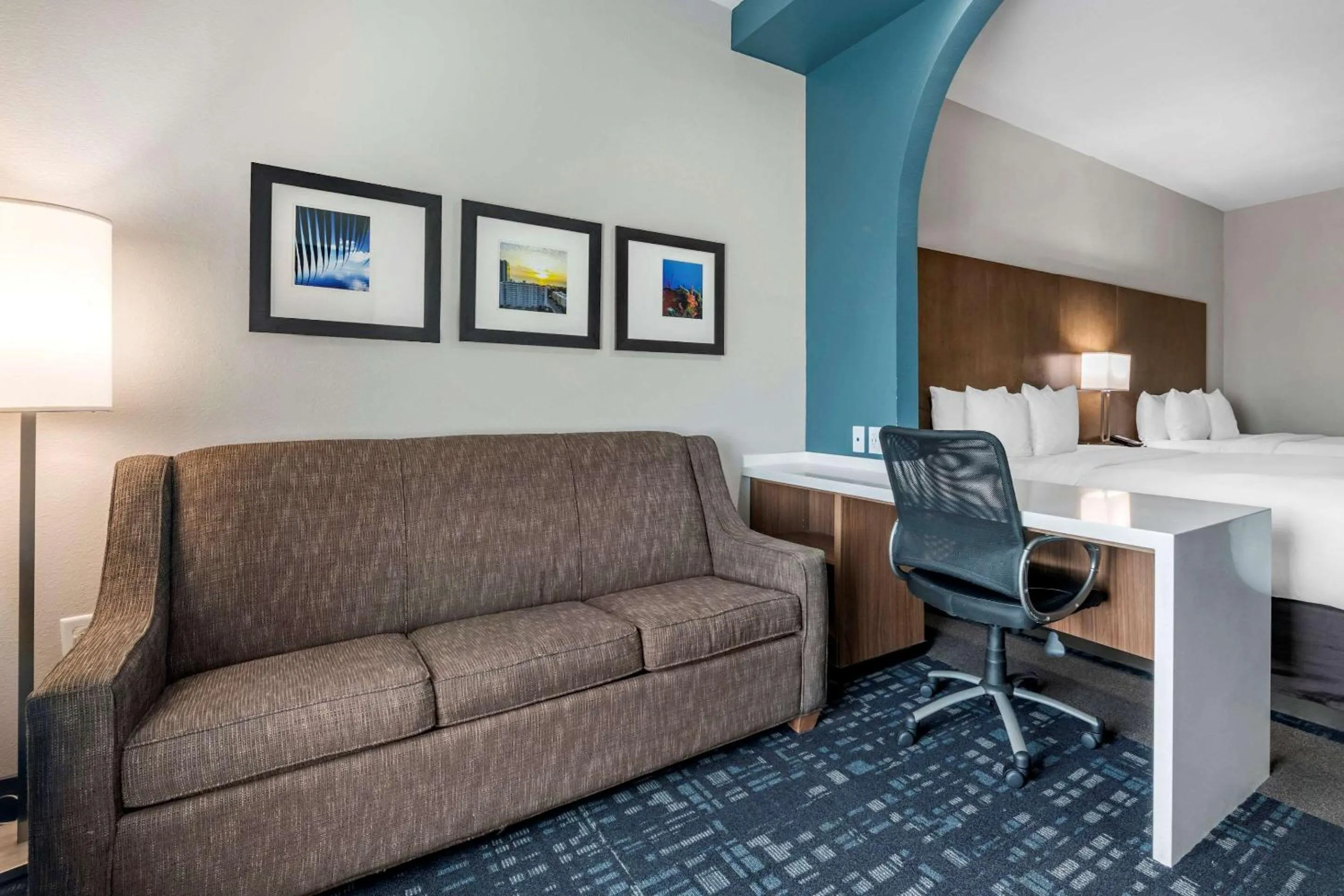 Photo of the whole room in Comfort Suites Fort Lauderdale Airport & Cruise Port