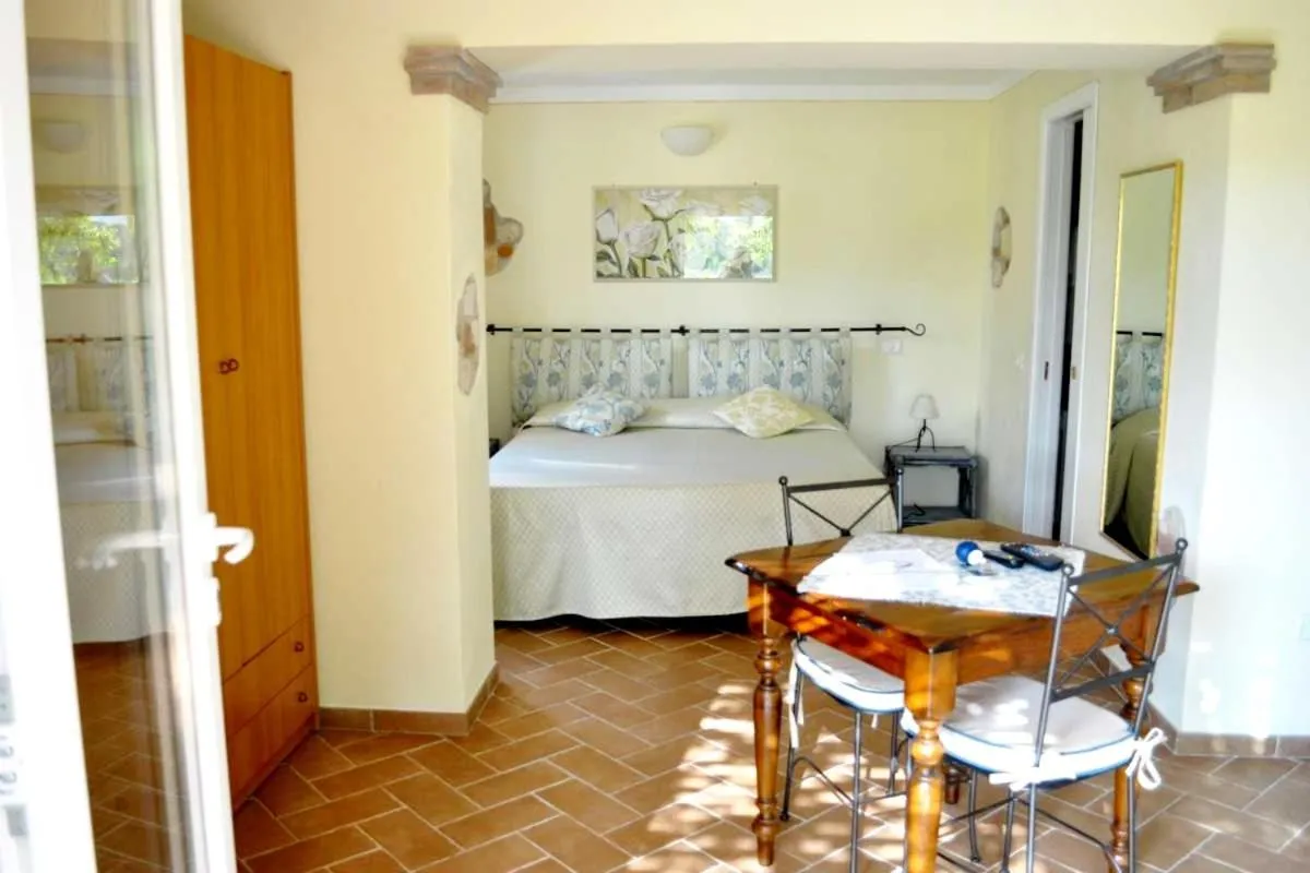 Hotel Tirrena Bike & Country Hotel