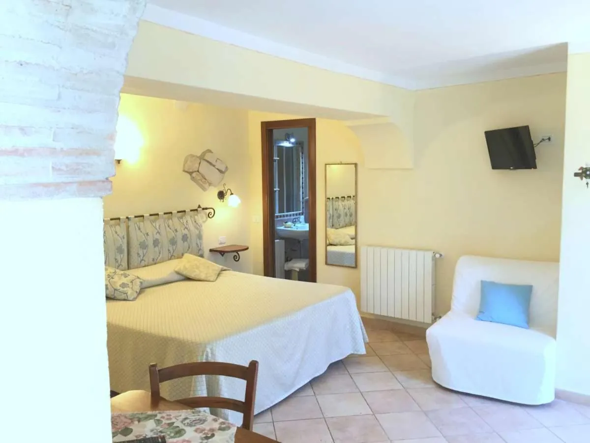 Hotel Tirrena Bike & Country Hotel