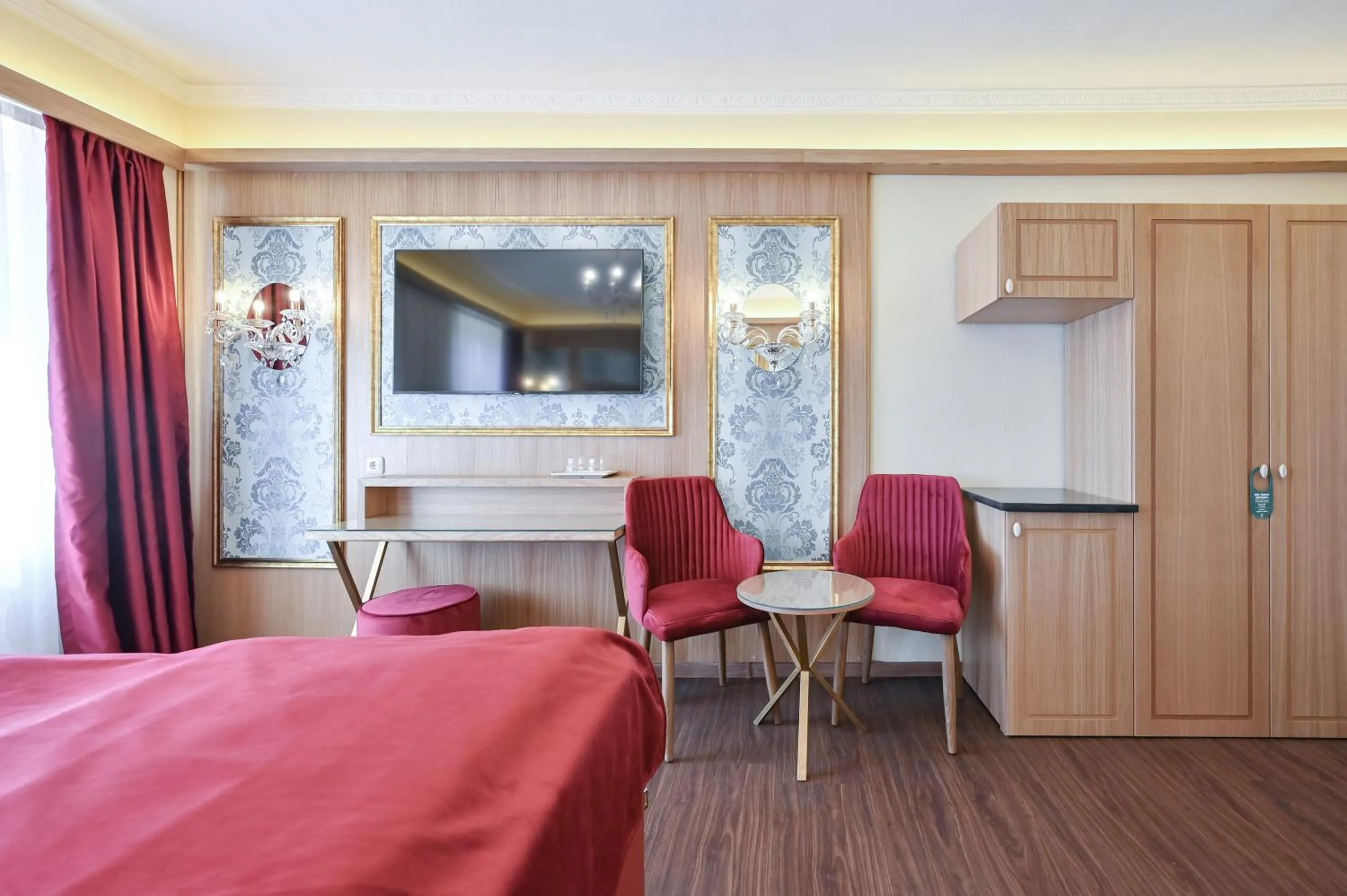 TV and multimedia in Hotel Ludwigs