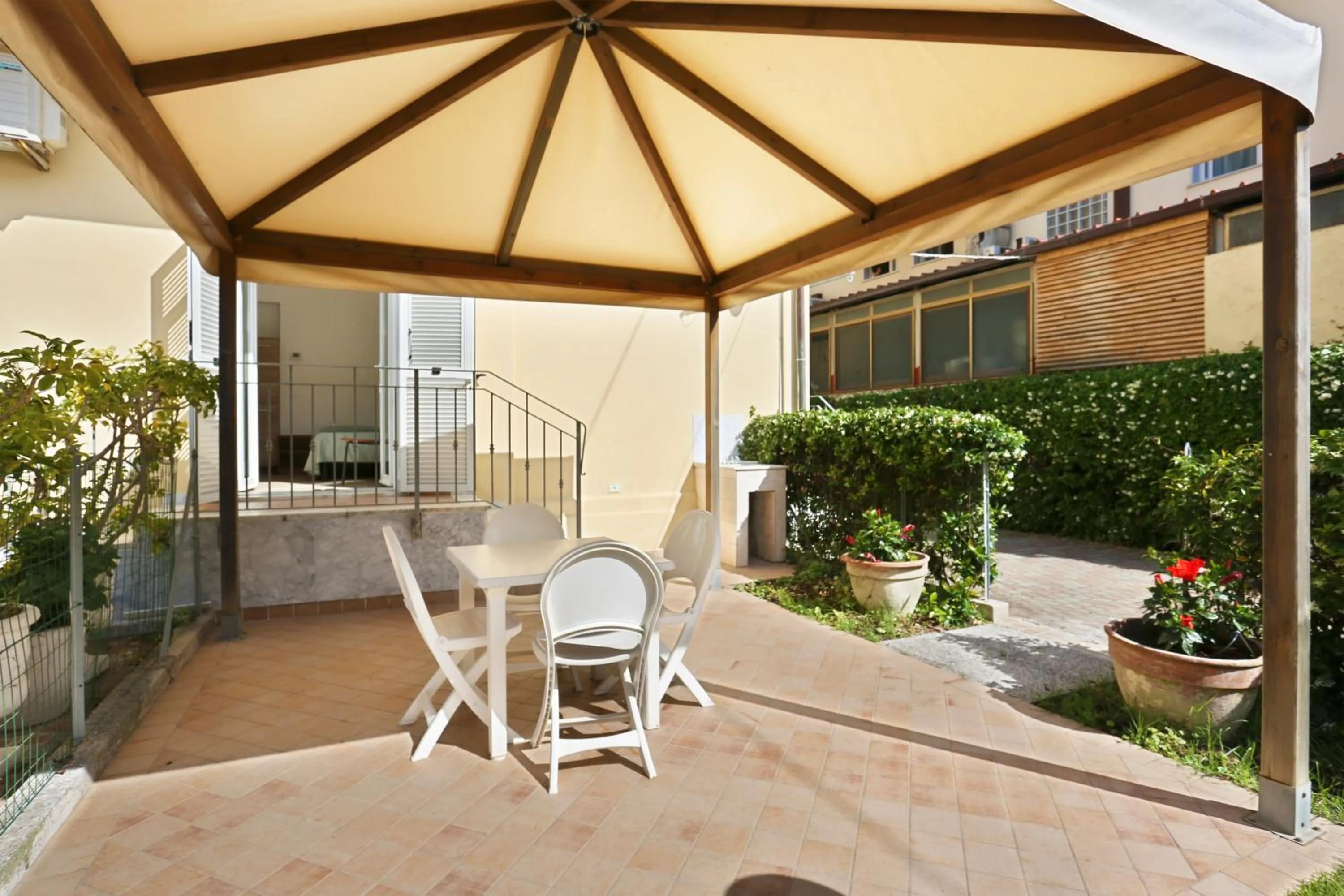 Garden in Hotel Daisy