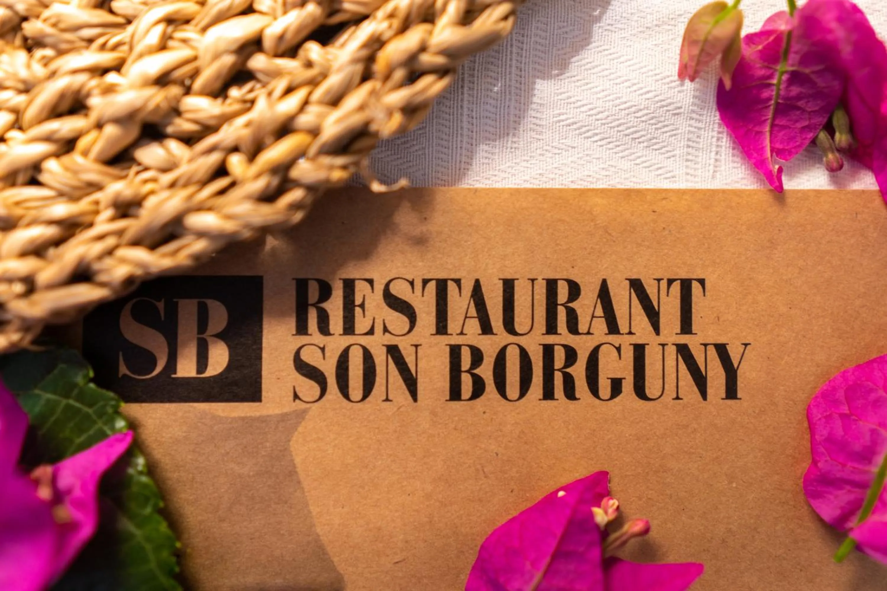 Restaurant/places to eat in Son Borguny