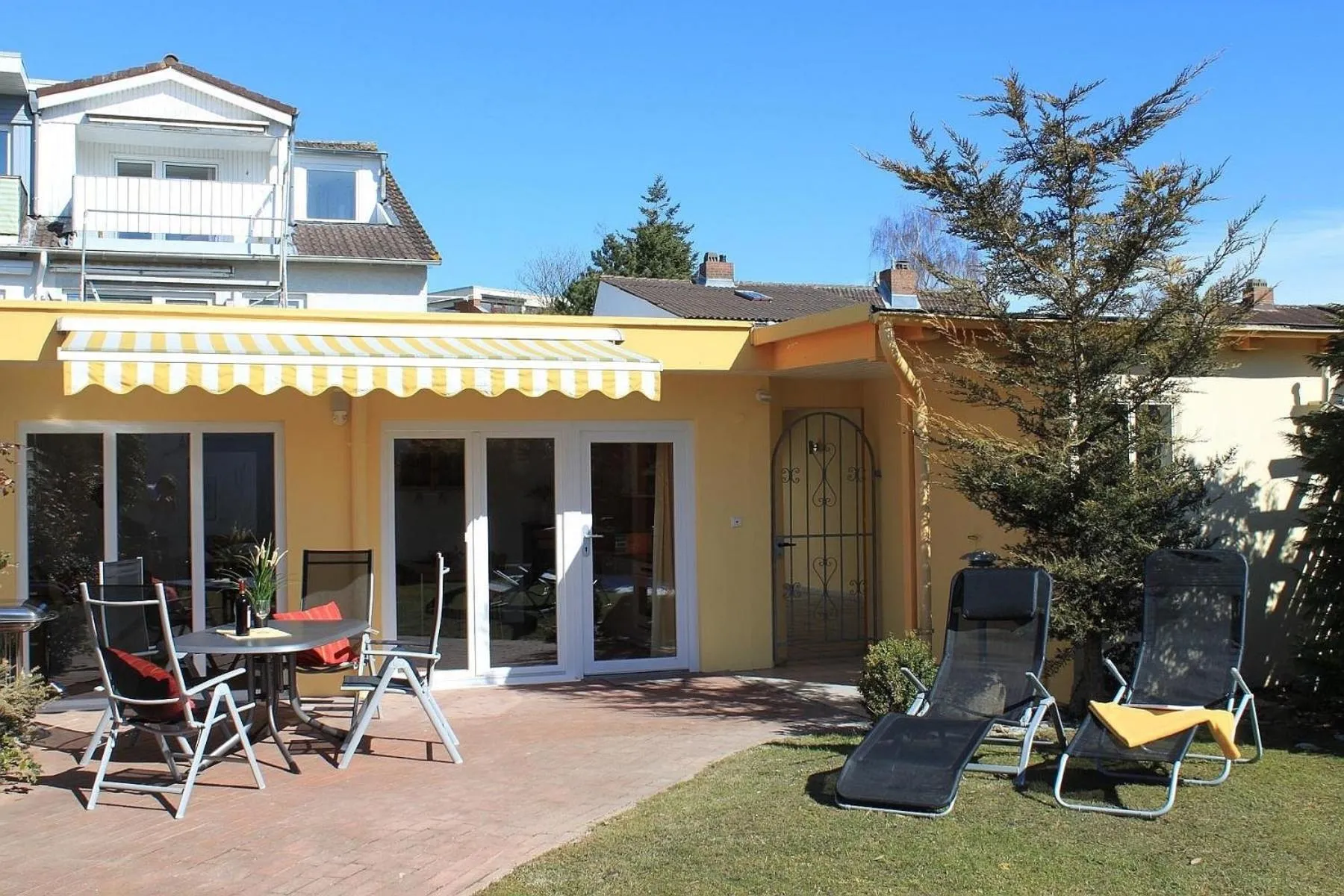 M5 Bungalow - Apartmenthaus Marienburger Str 4 - FERIENDOMIZIL HOLLICH