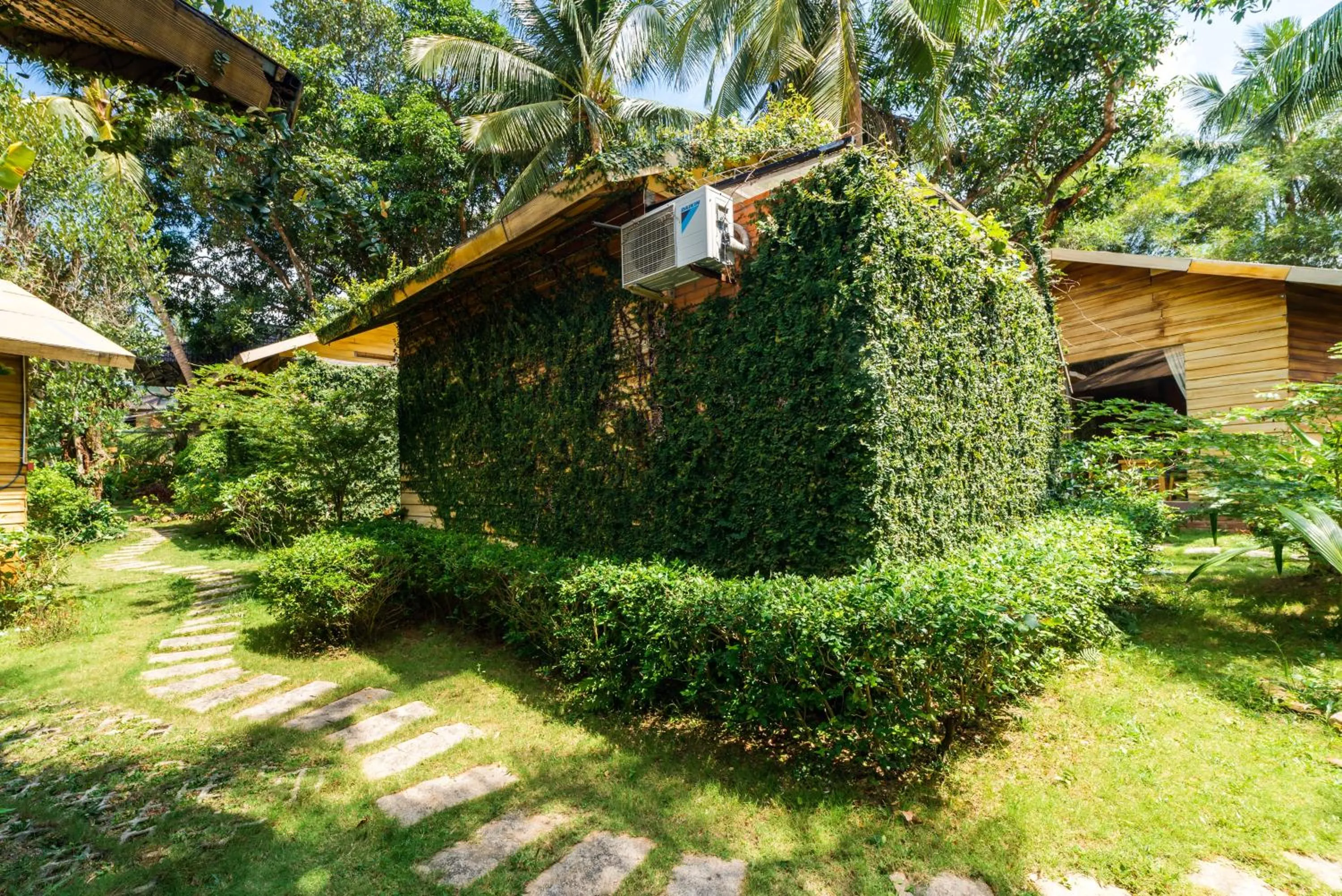 Garden in Dendi Resort Phu Quoc