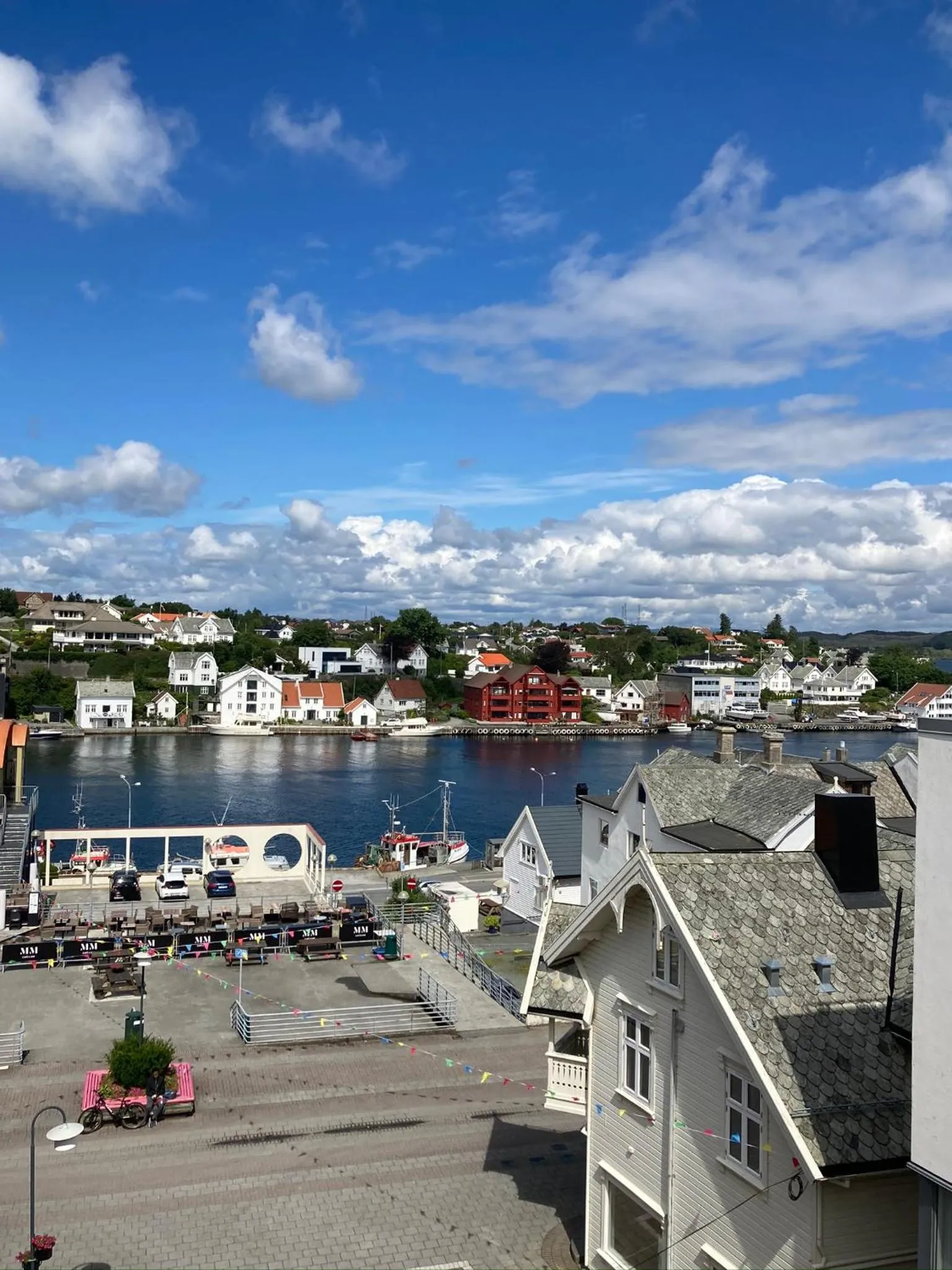 Parken Terrasse Apartment Hotel