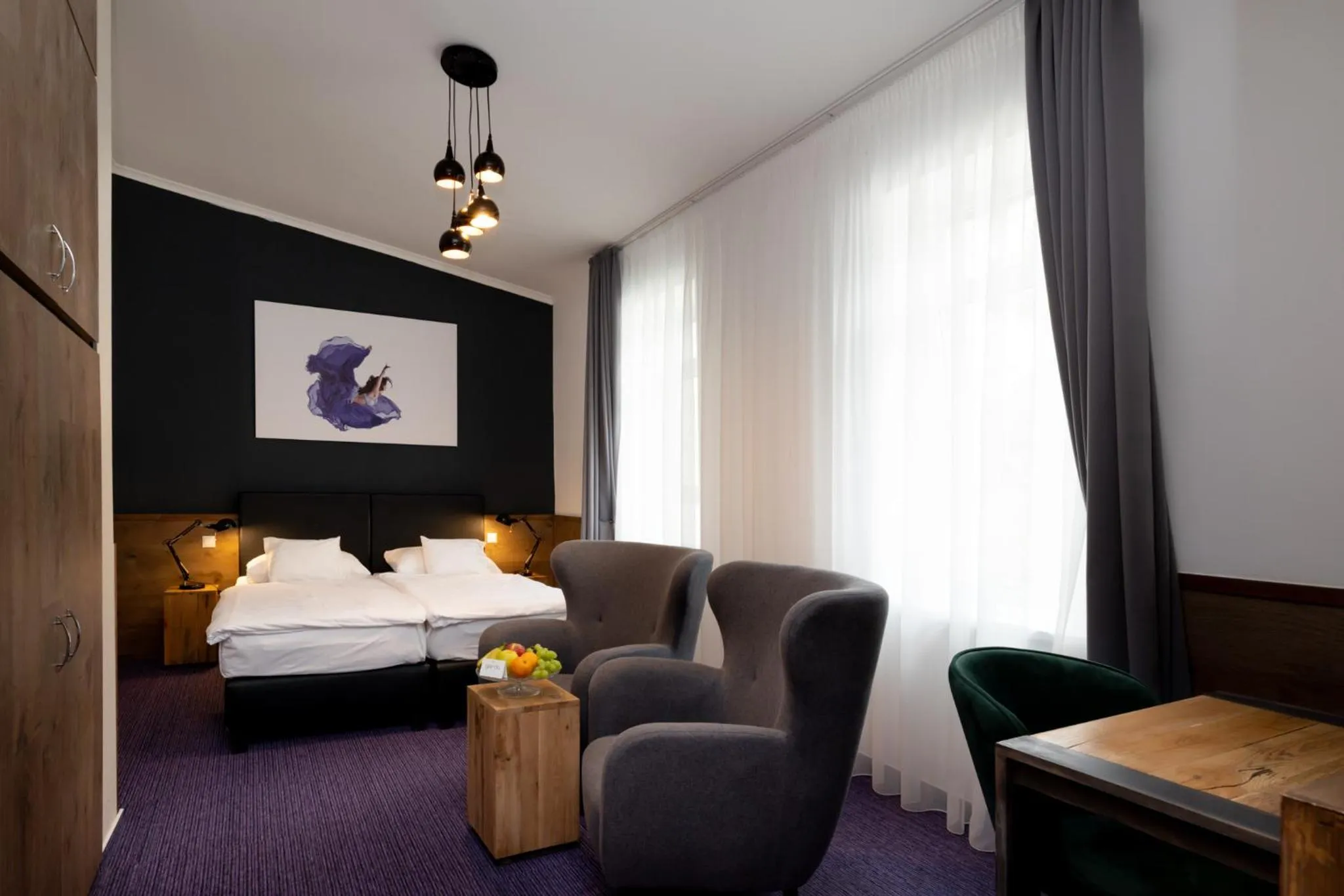 Photo of the whole room, Bed in Garda Hotel