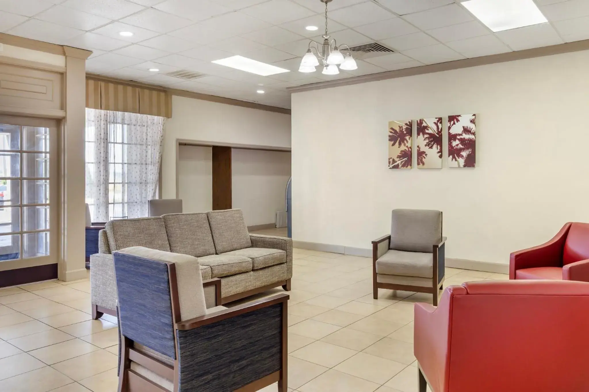 Lobby or reception in Red Roof Inn Dunn Lobby or reception in Red Roof Inn Dunn