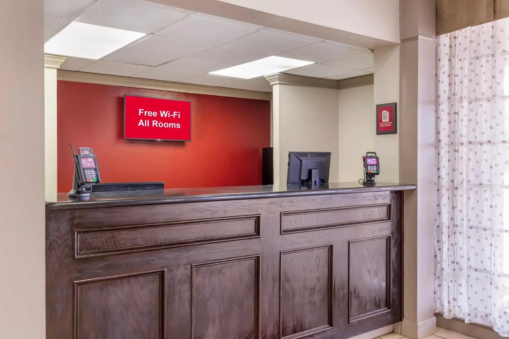 Lobby or reception in Red Roof Inn Dunn Lobby or reception in Red Roof Inn Dunn