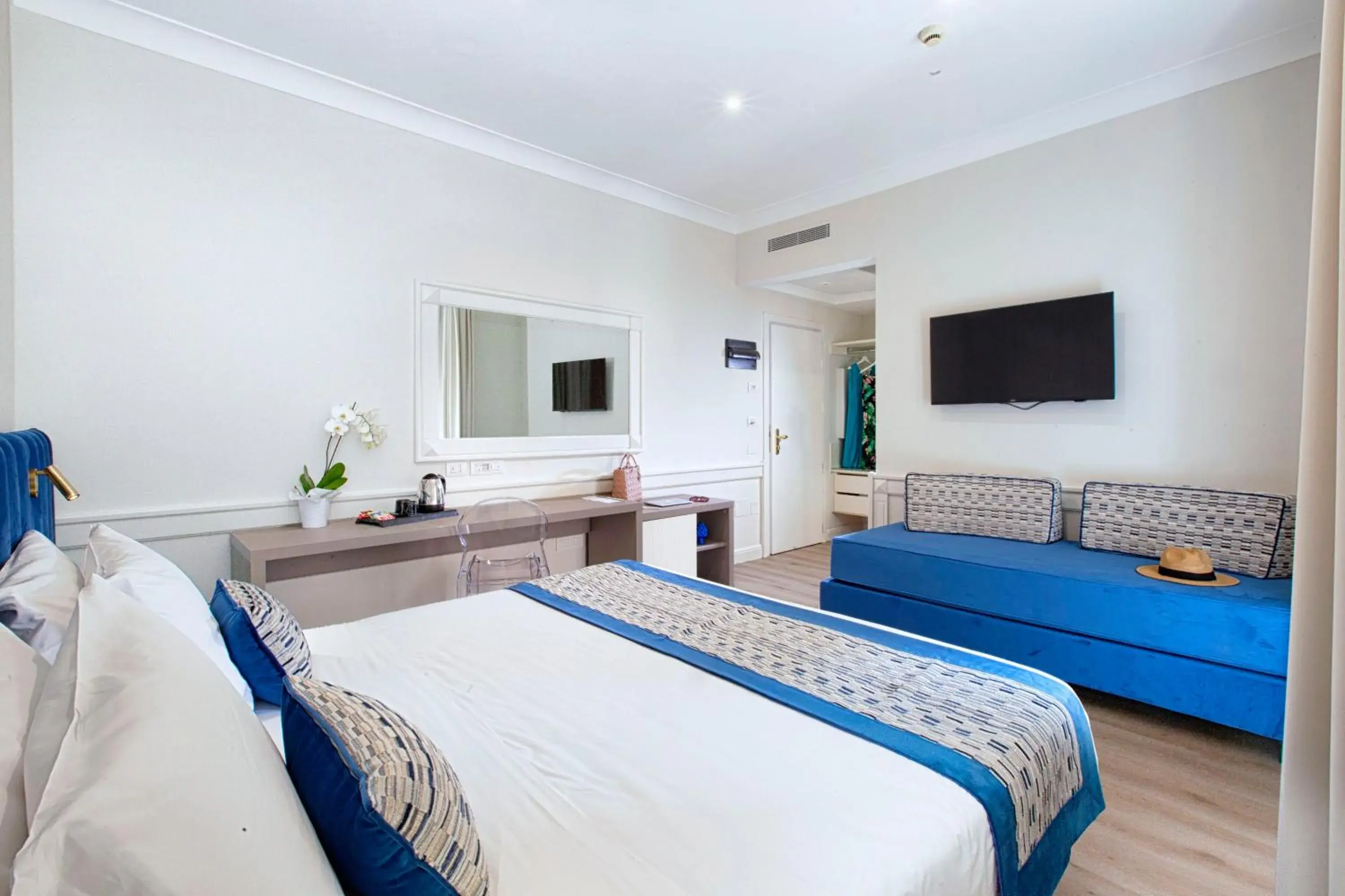 Bedroom, Bed in Hotel Michelangelo Bedroom, Bed in Hotel Michelangelo