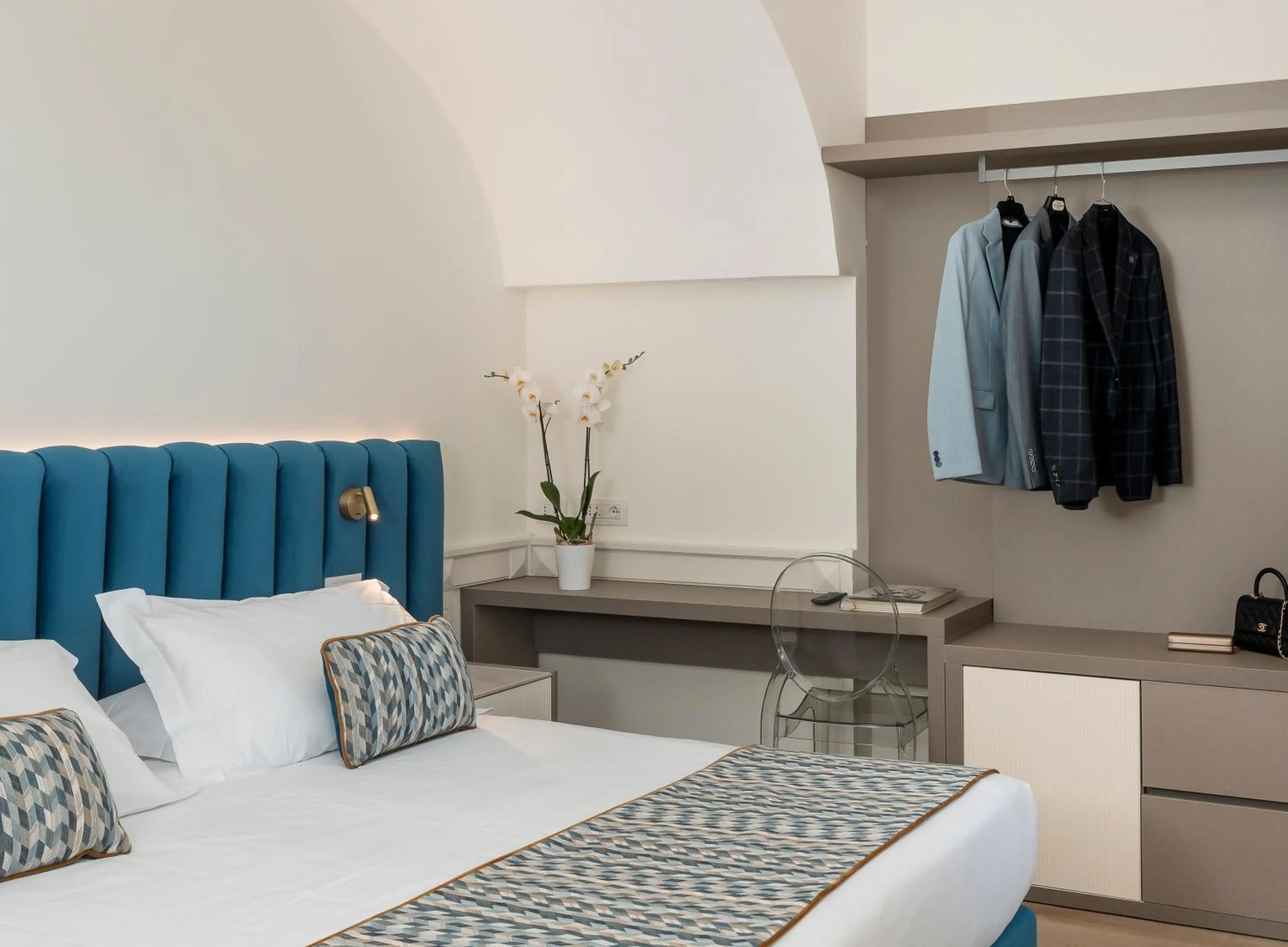 Bedroom, Bed in Hotel Michelangelo