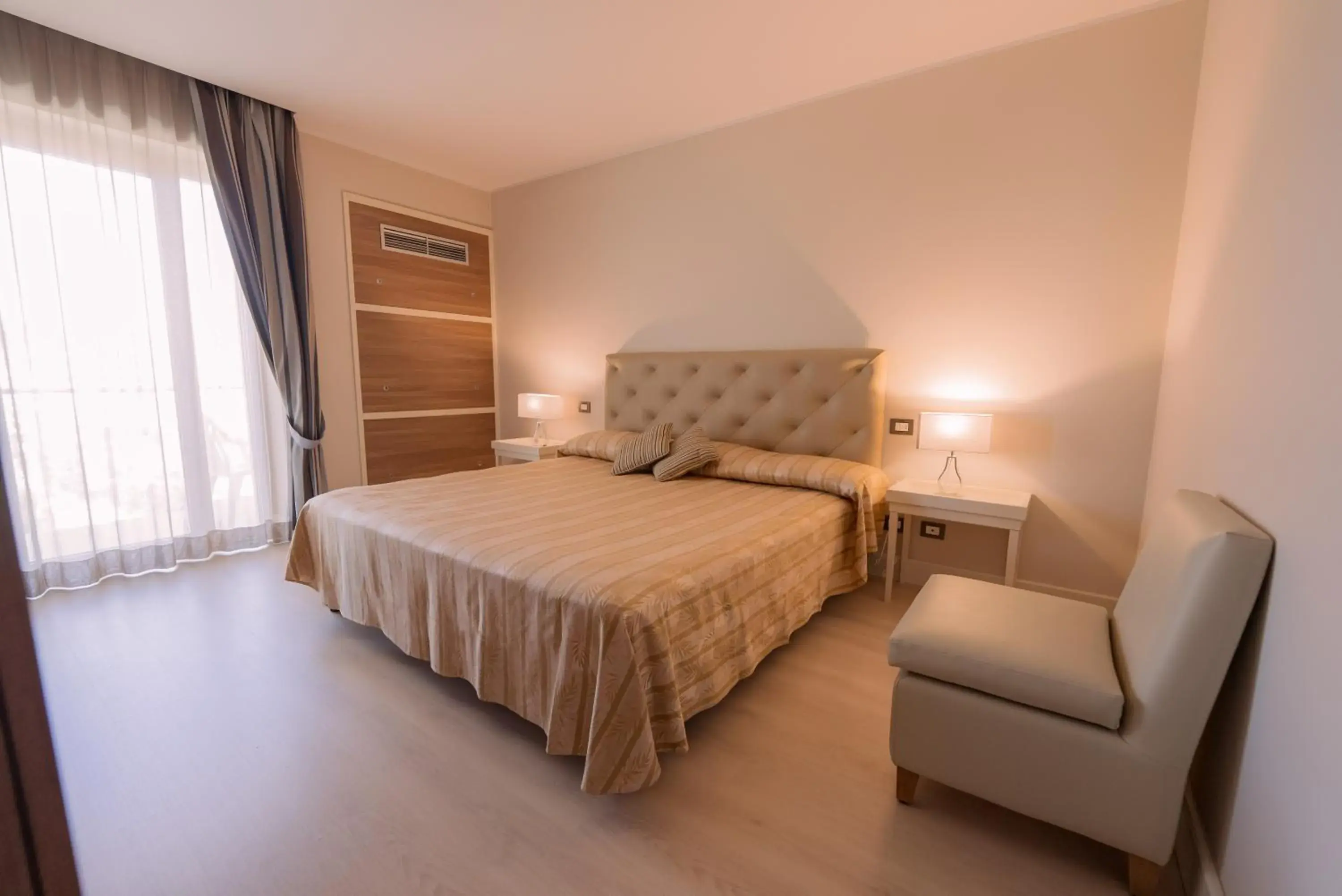 Bed in Hotel Mirasole International Bed in Hotel Mirasole International