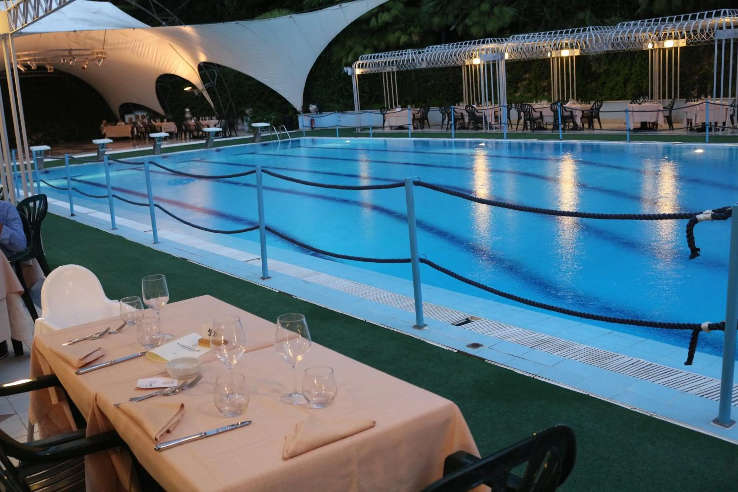 Swimming pool in Hotel Mirasole International