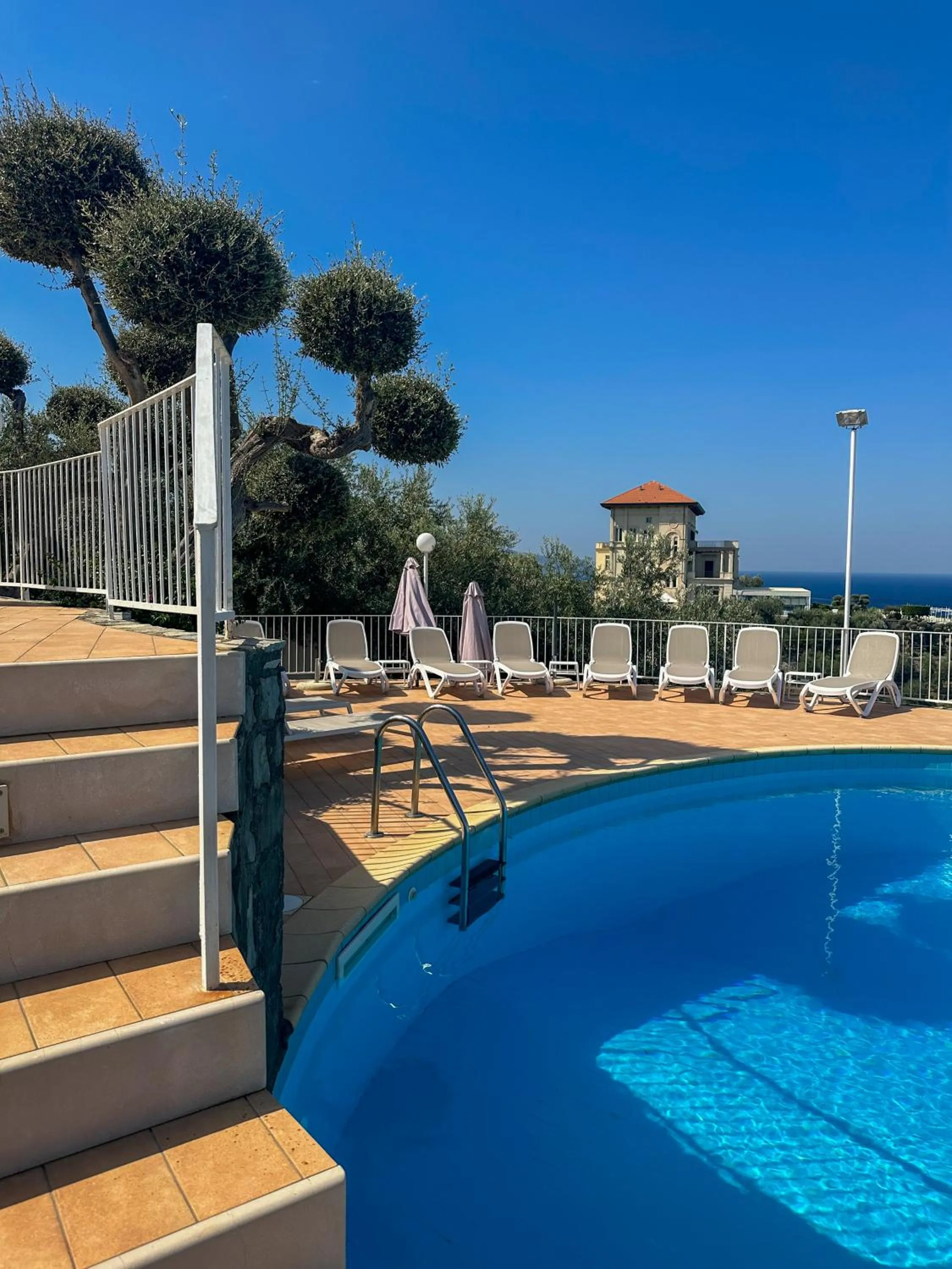 sunbed in Villaggio Villa Lubrense