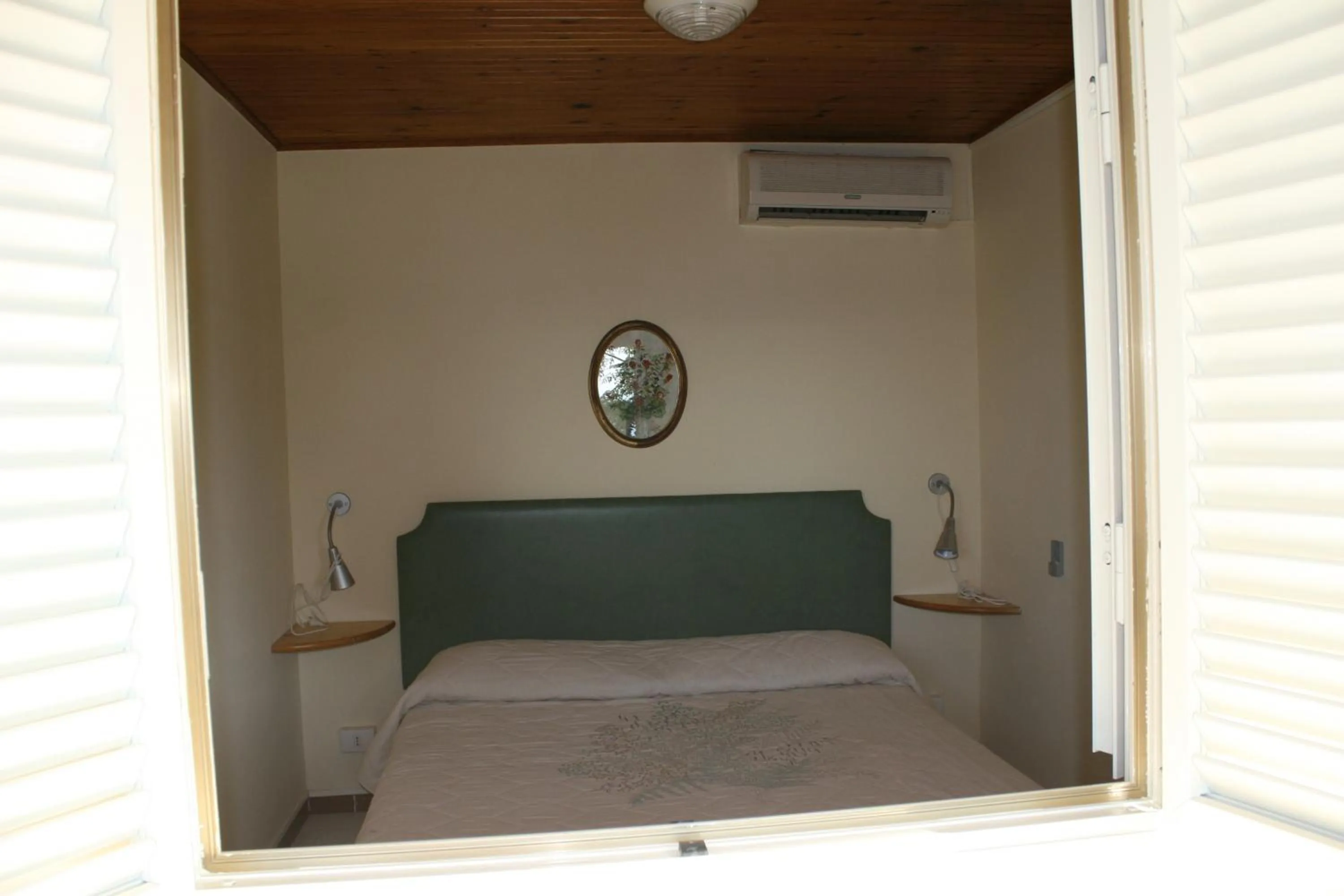Bed in Villaggio Villa Lubrense
