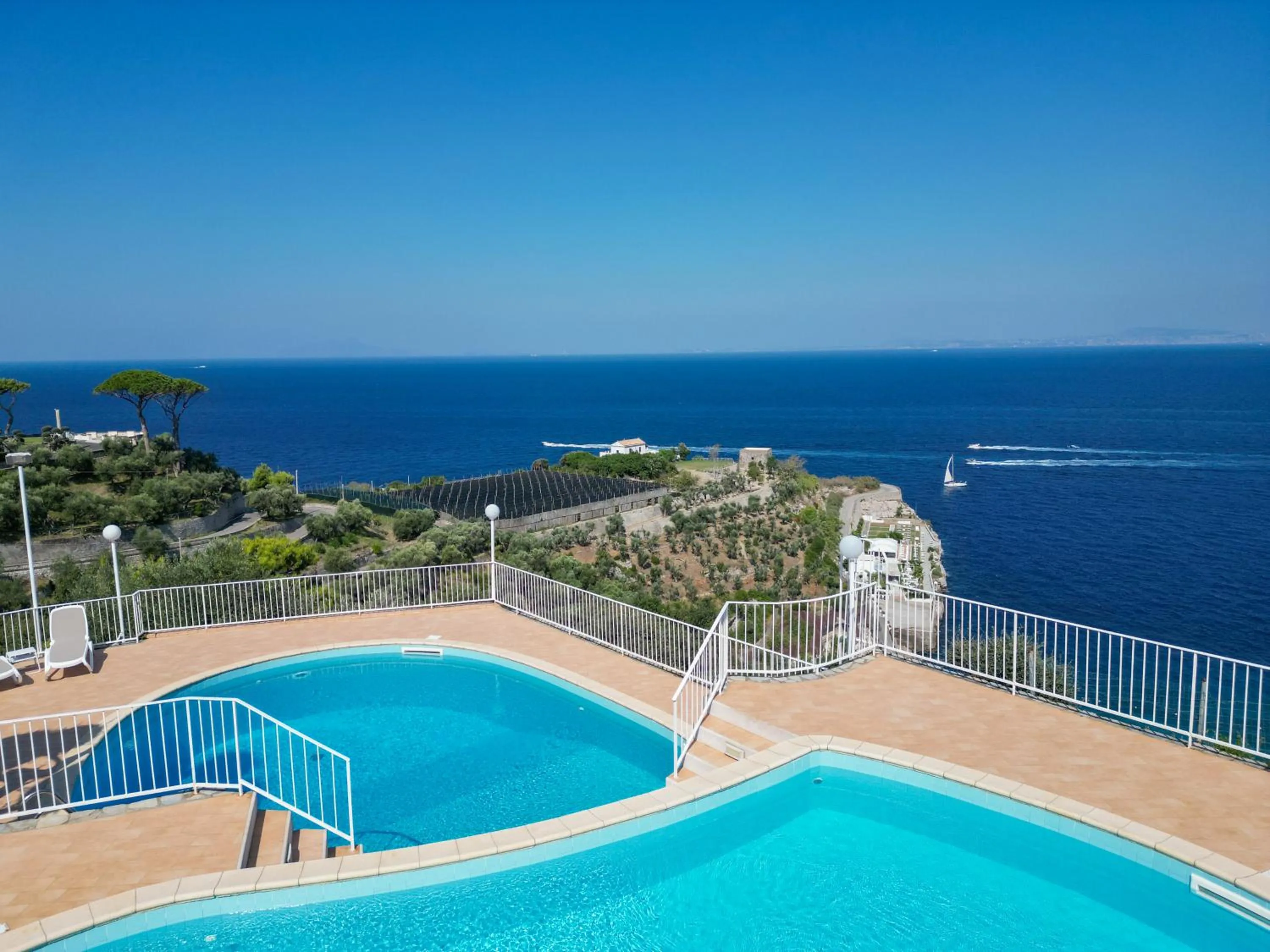 Pool view in Villaggio Villa Lubrense