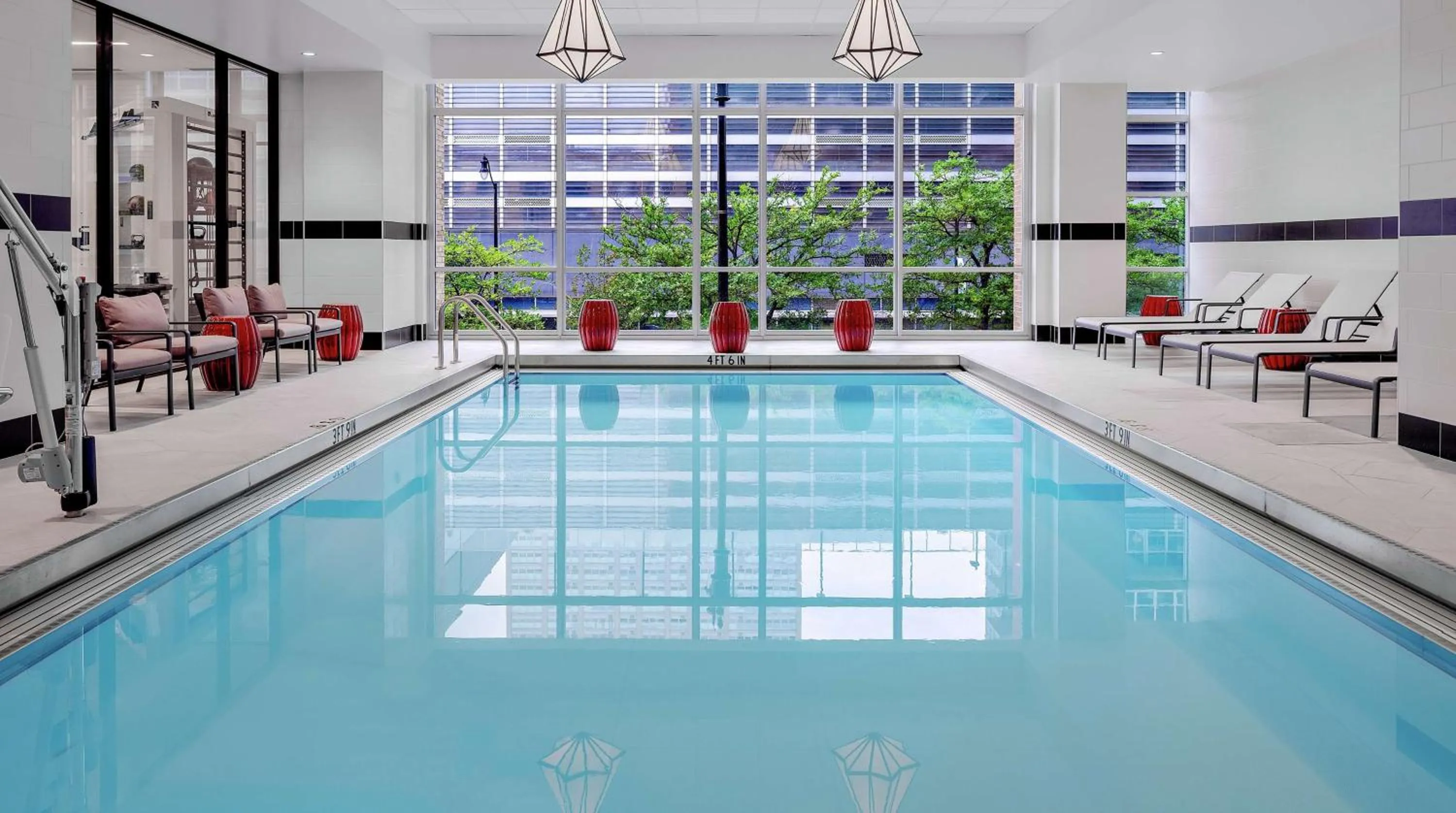 Pool view in Home2 Suites By Hilton Chicago McCormick Place