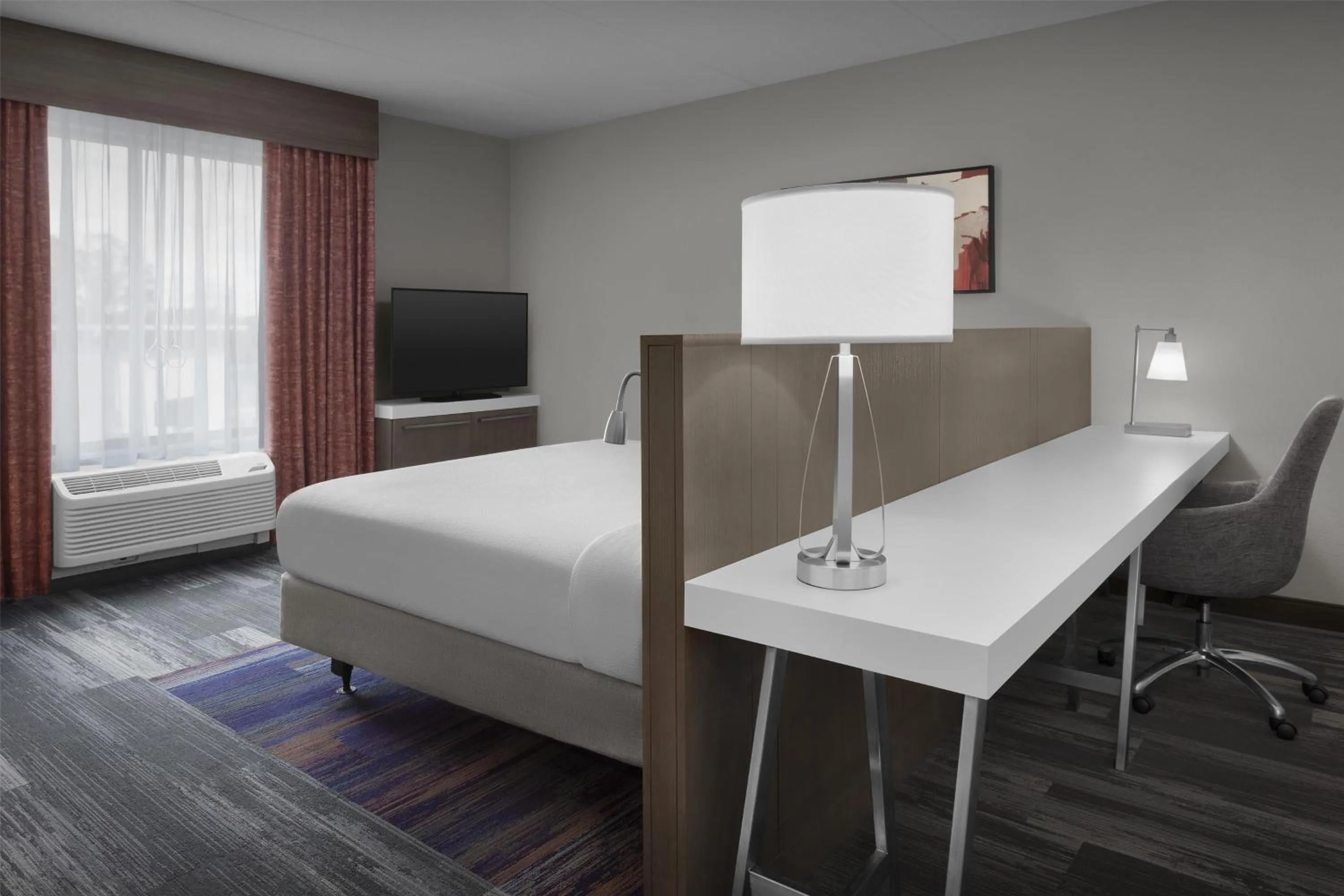 Bedroom, Bed in Hilton Garden Inn Charlotte Waverly