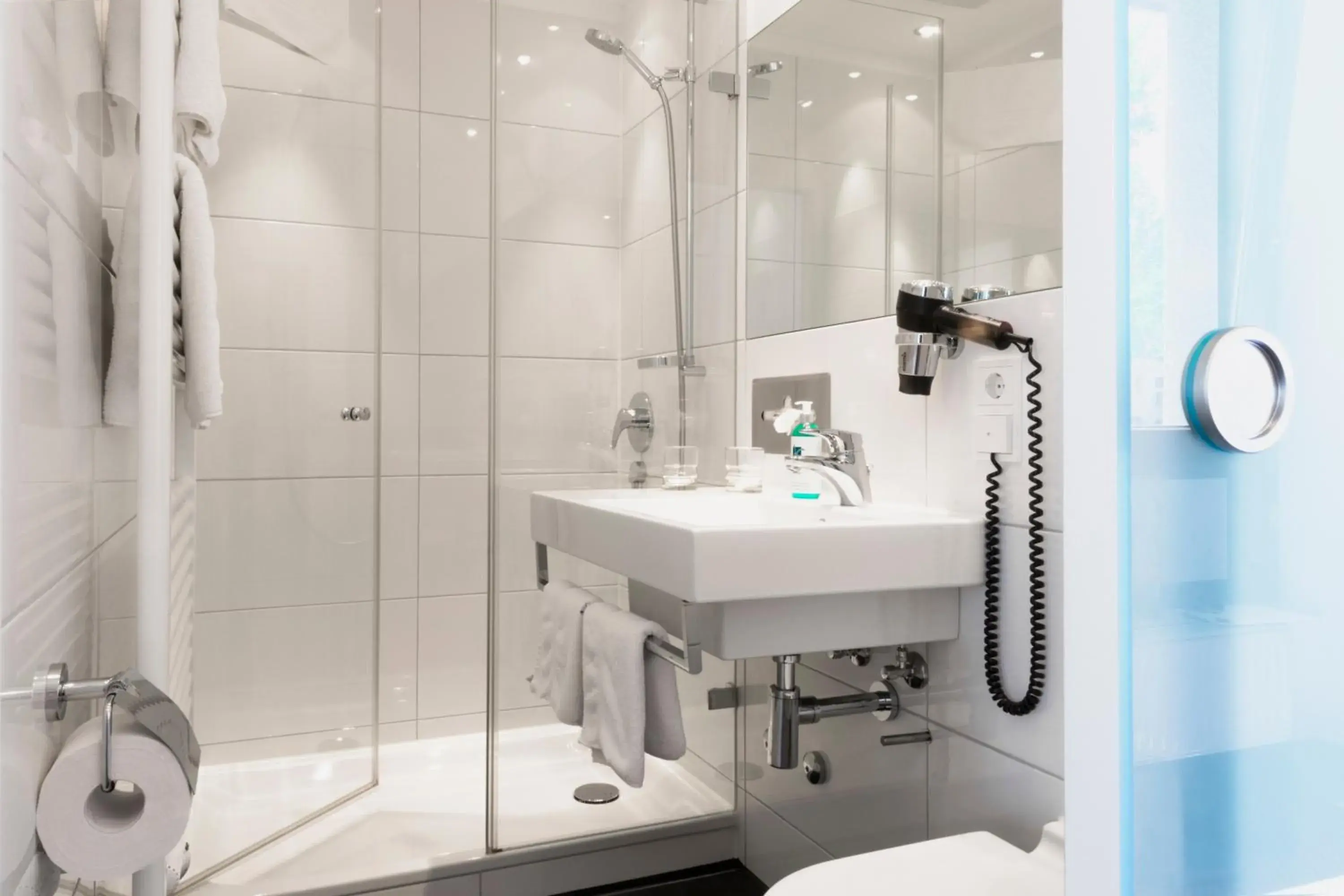 Single Room in Parkhotel Schillerhöhe Single Room in Parkhotel Schillerhöhe