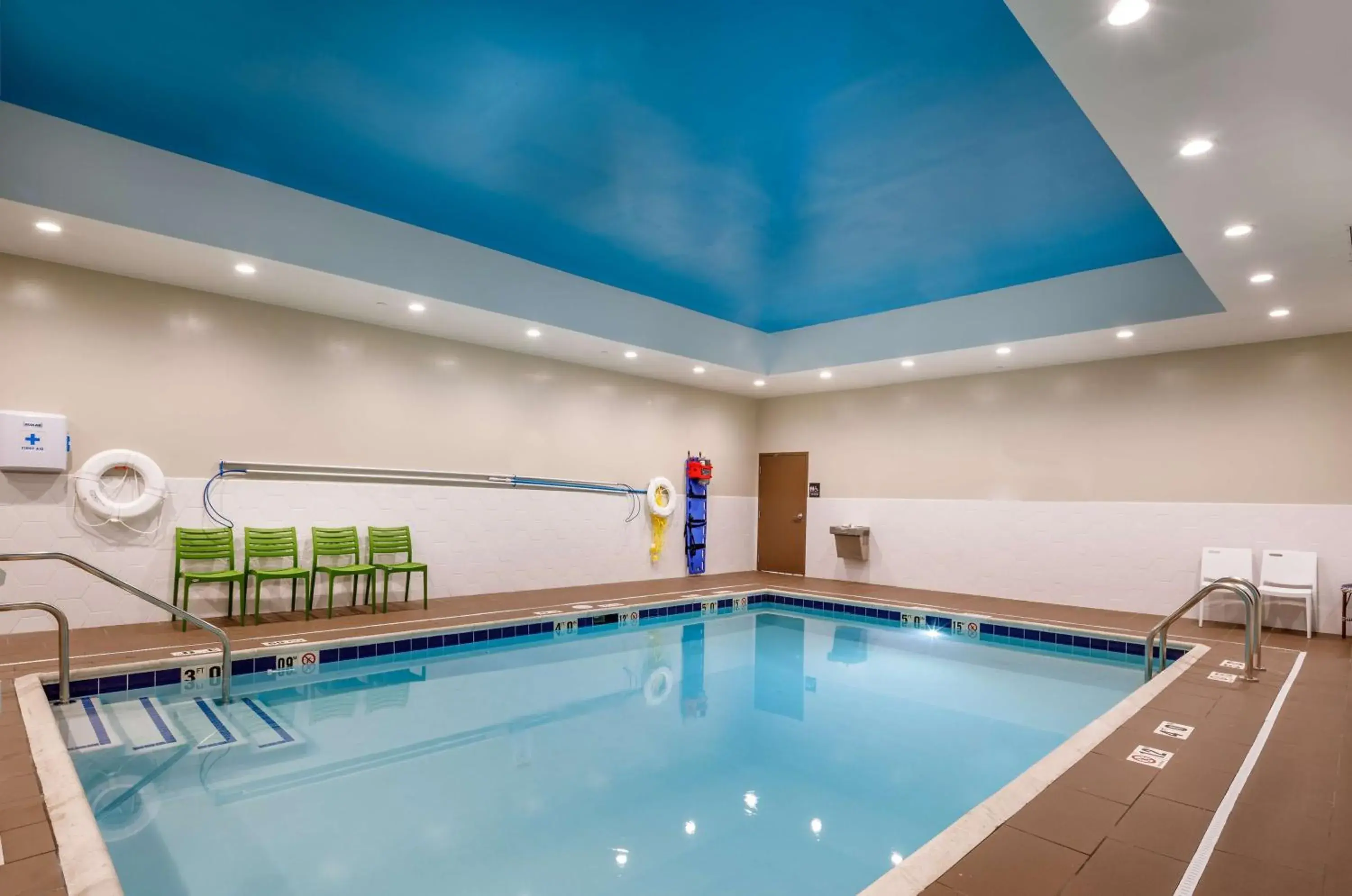Pool view in Hampton Inn By Hilton Paramus Pool view in Hampton Inn By Hilton Paramus