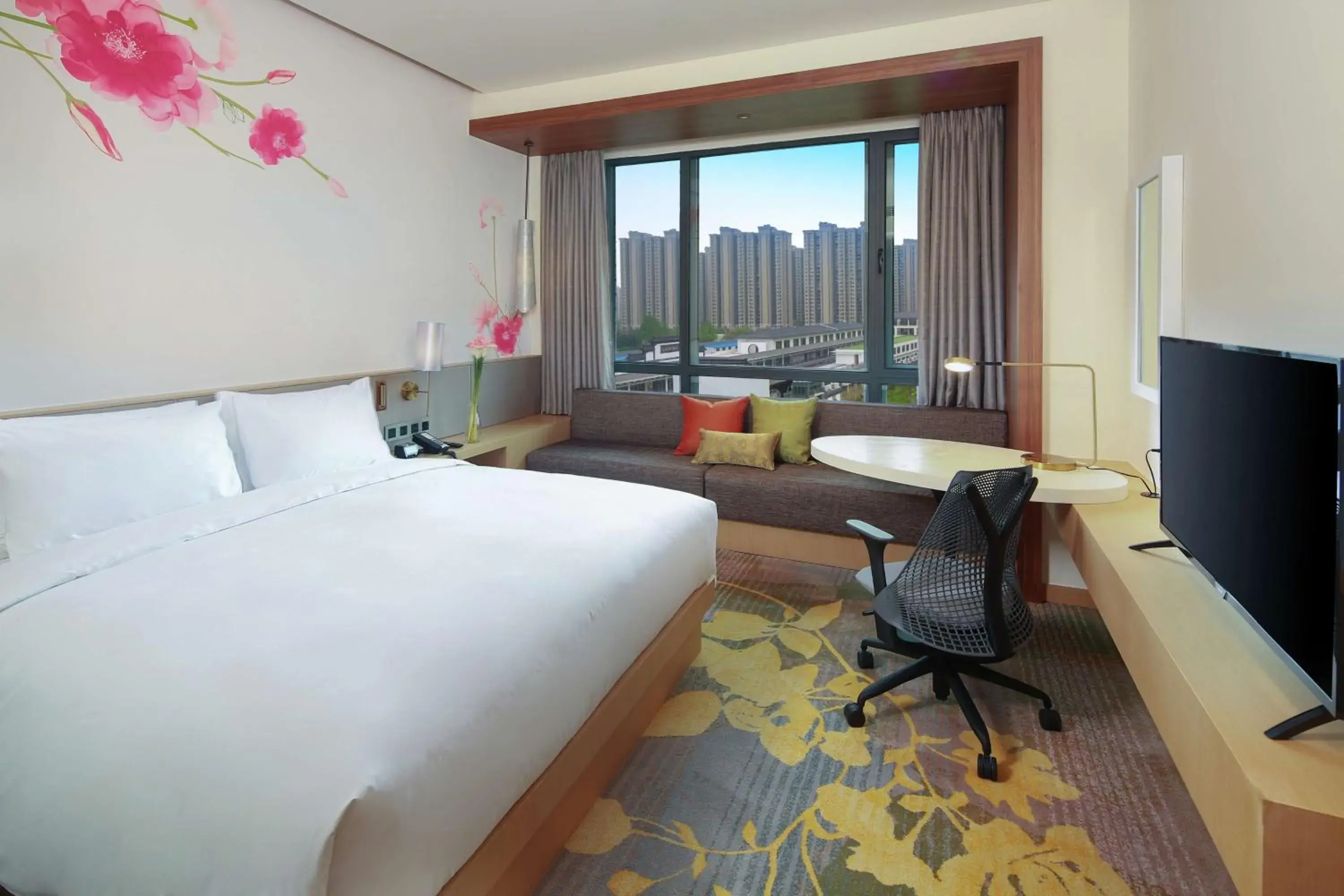 Bedroom, Bed in Hilton Garden Inn Qidong Bedroom, Bed in Hilton Garden Inn Qidong
