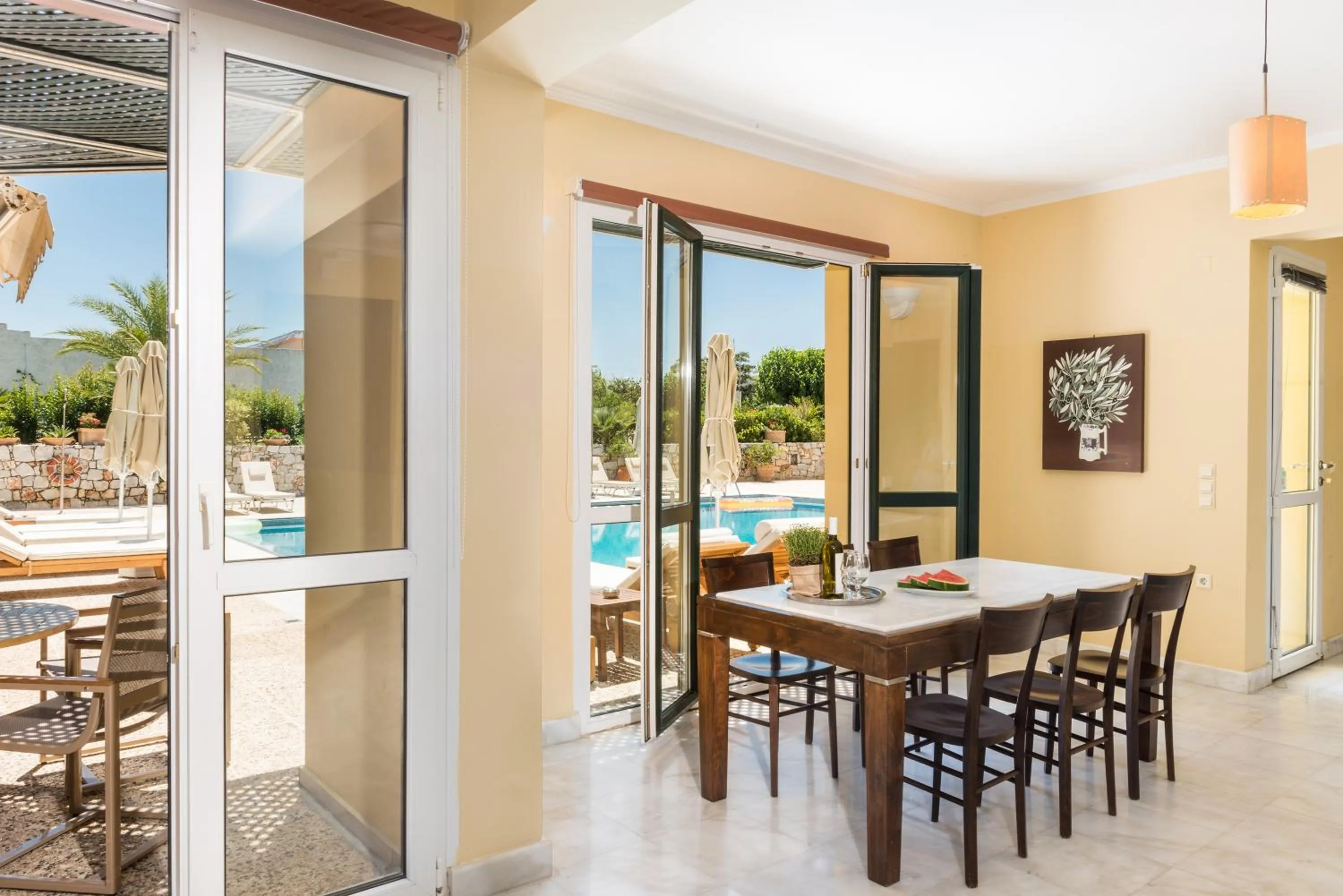 Dining area in Daphnis Villas