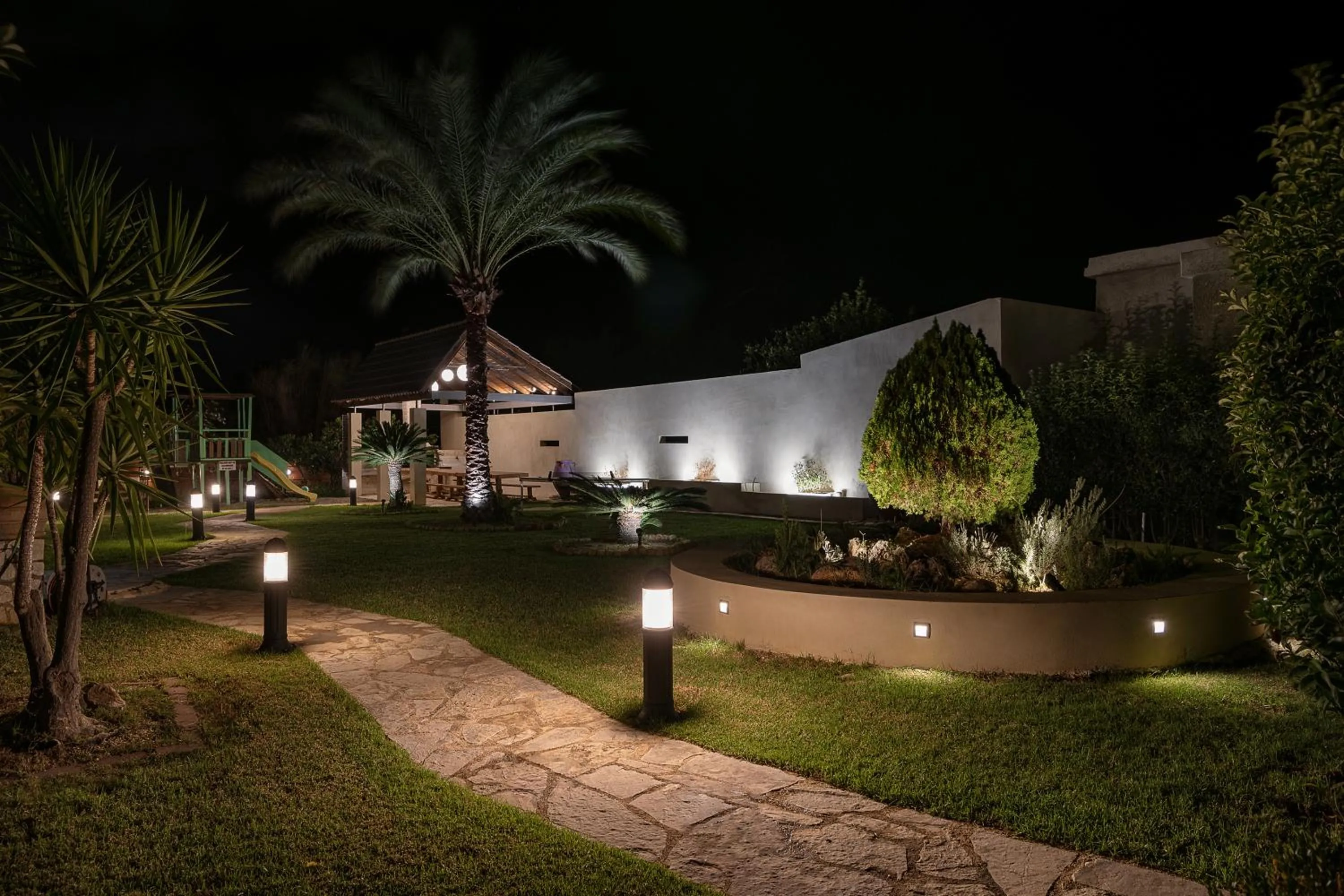 BBQ facilities in Daphnis Villas