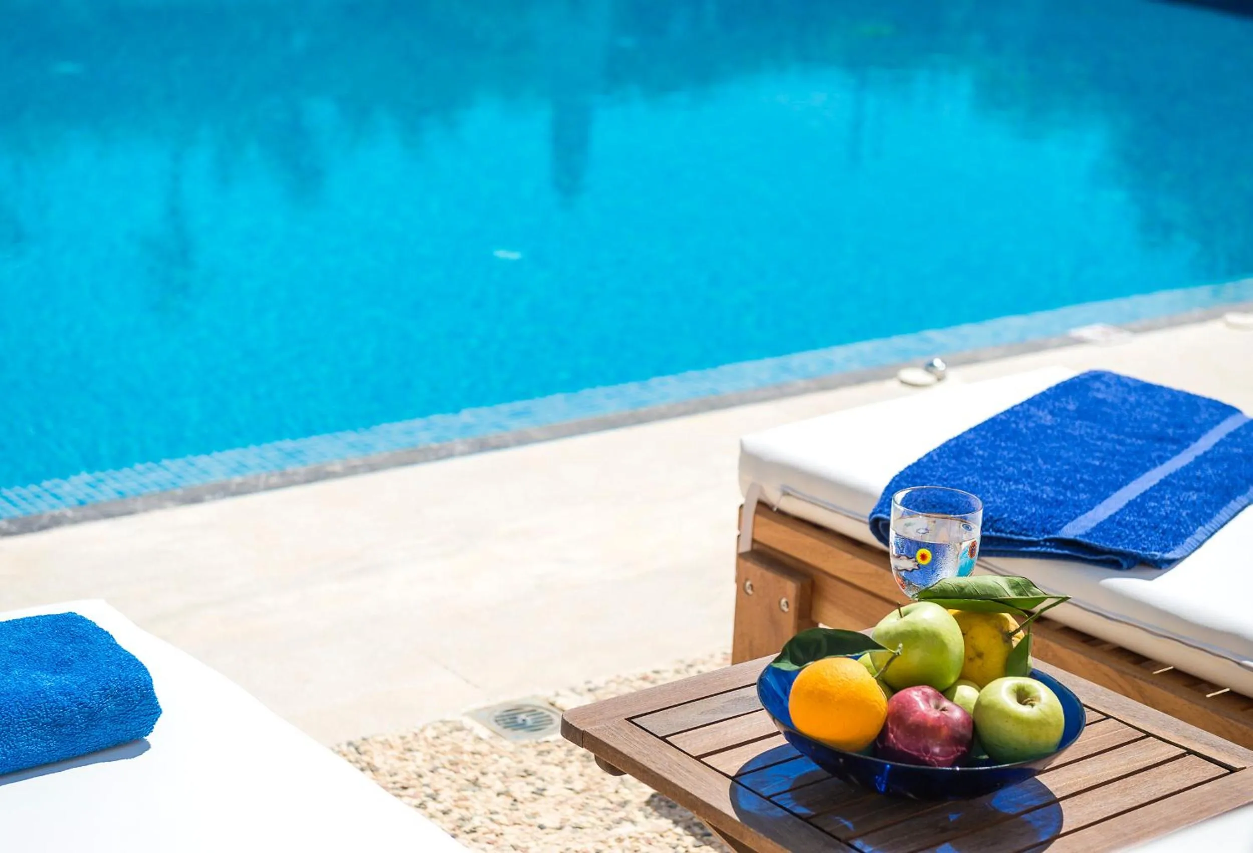 Swimming pool in Daphnis Villas