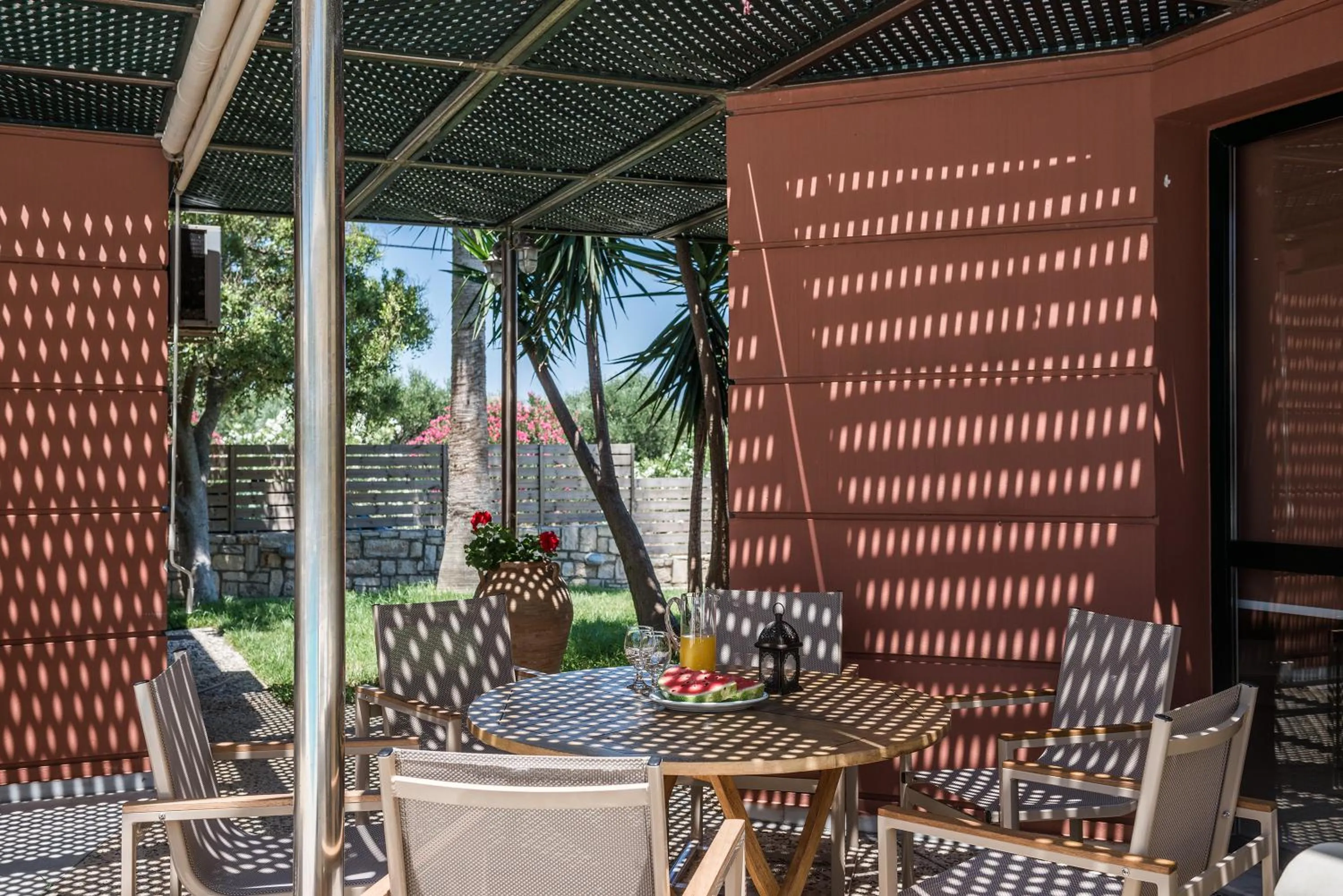 Swimming pool in Daphnis Villas