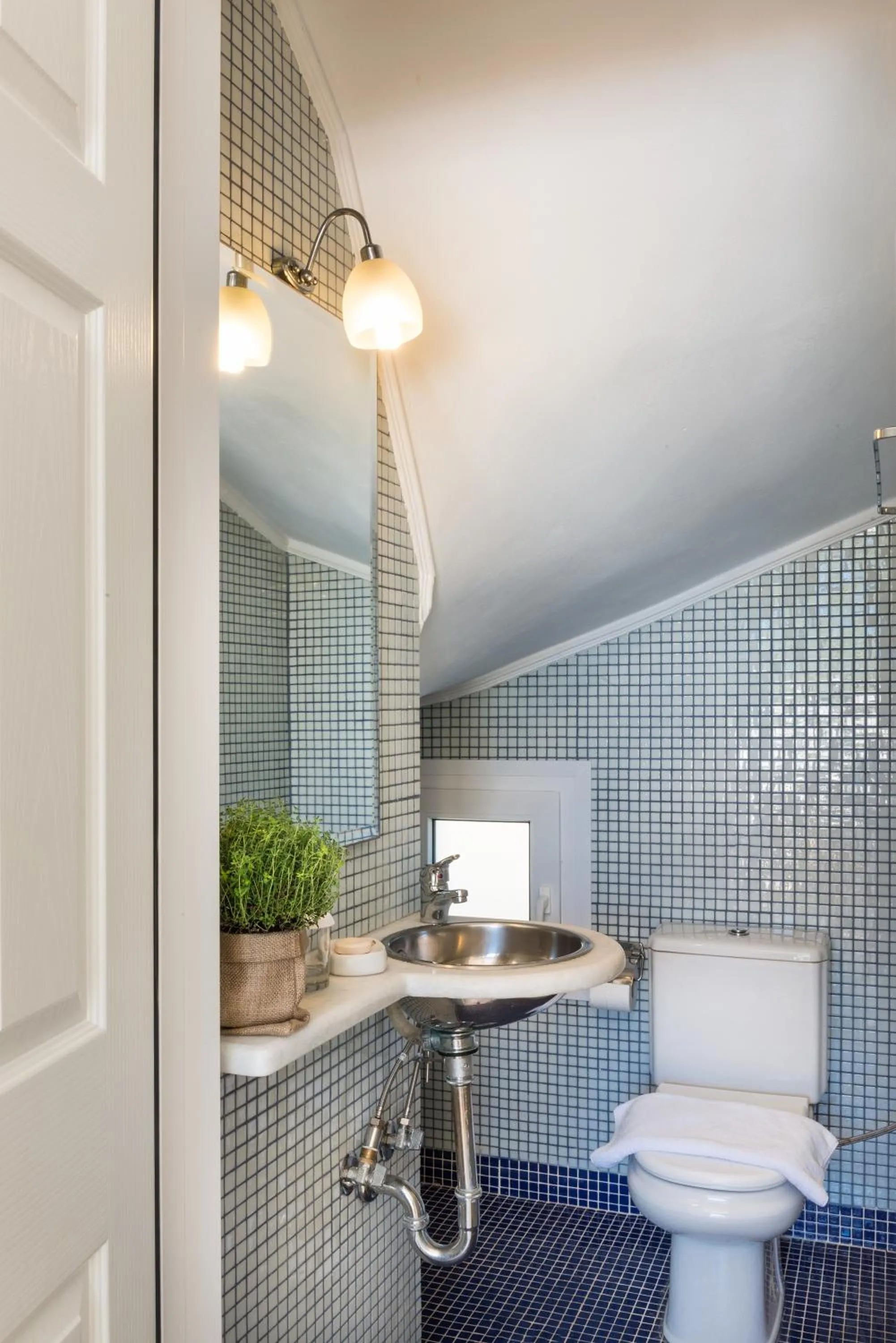 Bathroom in Daphnis Villas