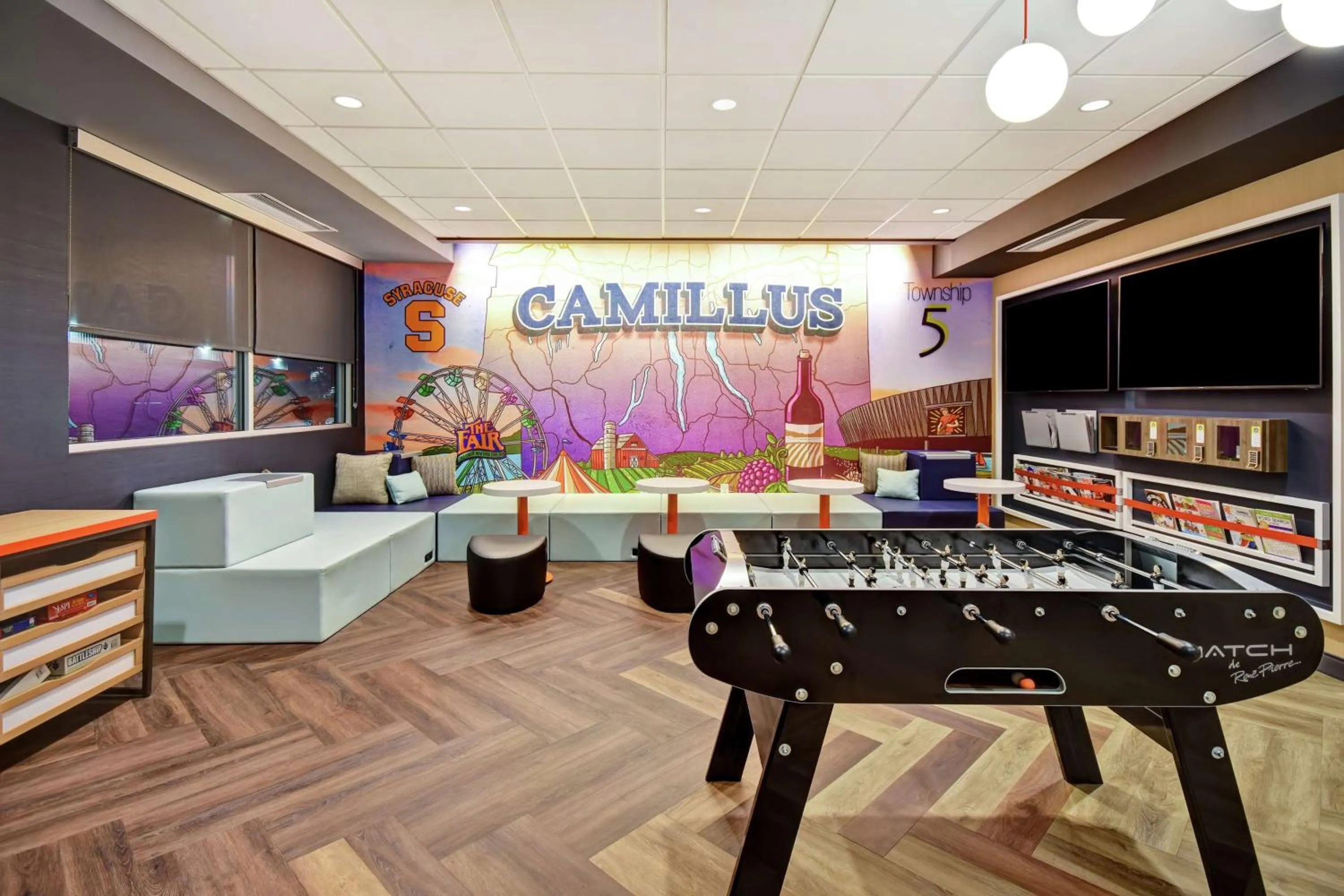 Lobby or reception in Tru By Hilton Syracuse-Camillus