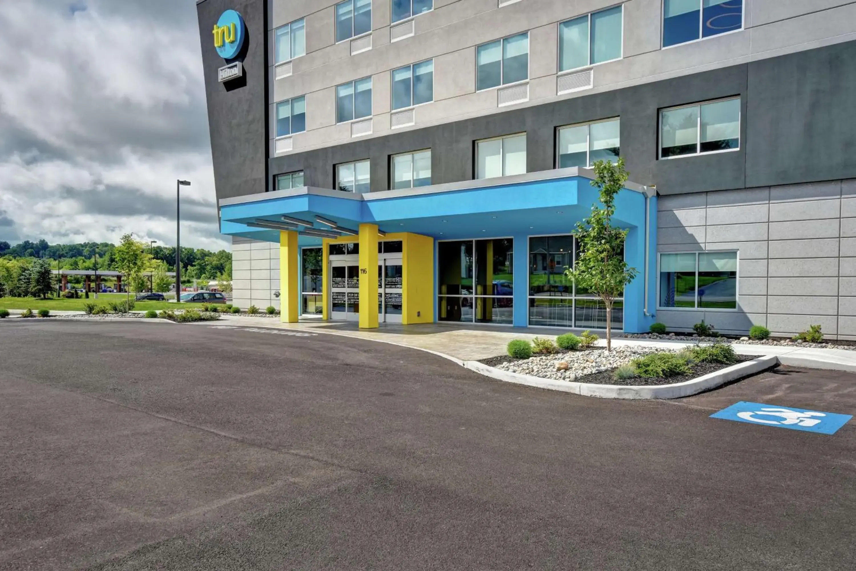 Property building in Tru By Hilton Syracuse-Camillus Property building in Tru By Hilton Syracuse-Camillus