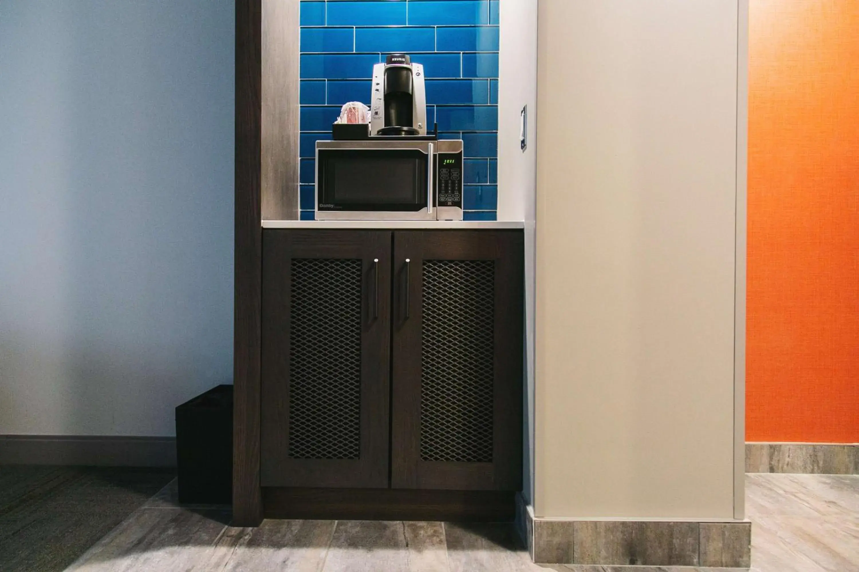Photo of the whole room in Hilton Garden Inn Fredericton Photo of the whole room in Hilton Garden Inn Fredericton