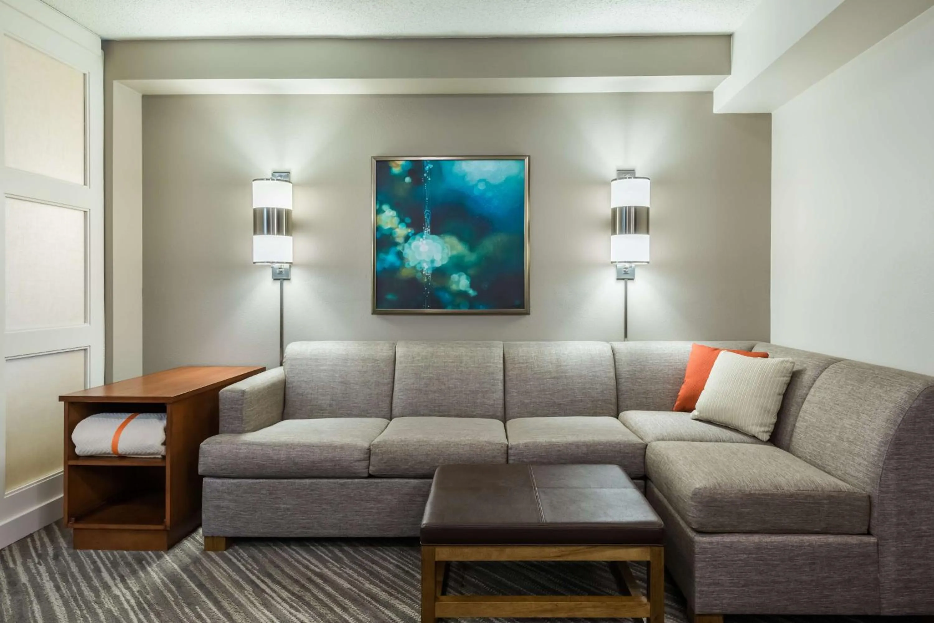 Bedroom in Hyatt Place Bentonville Rogers