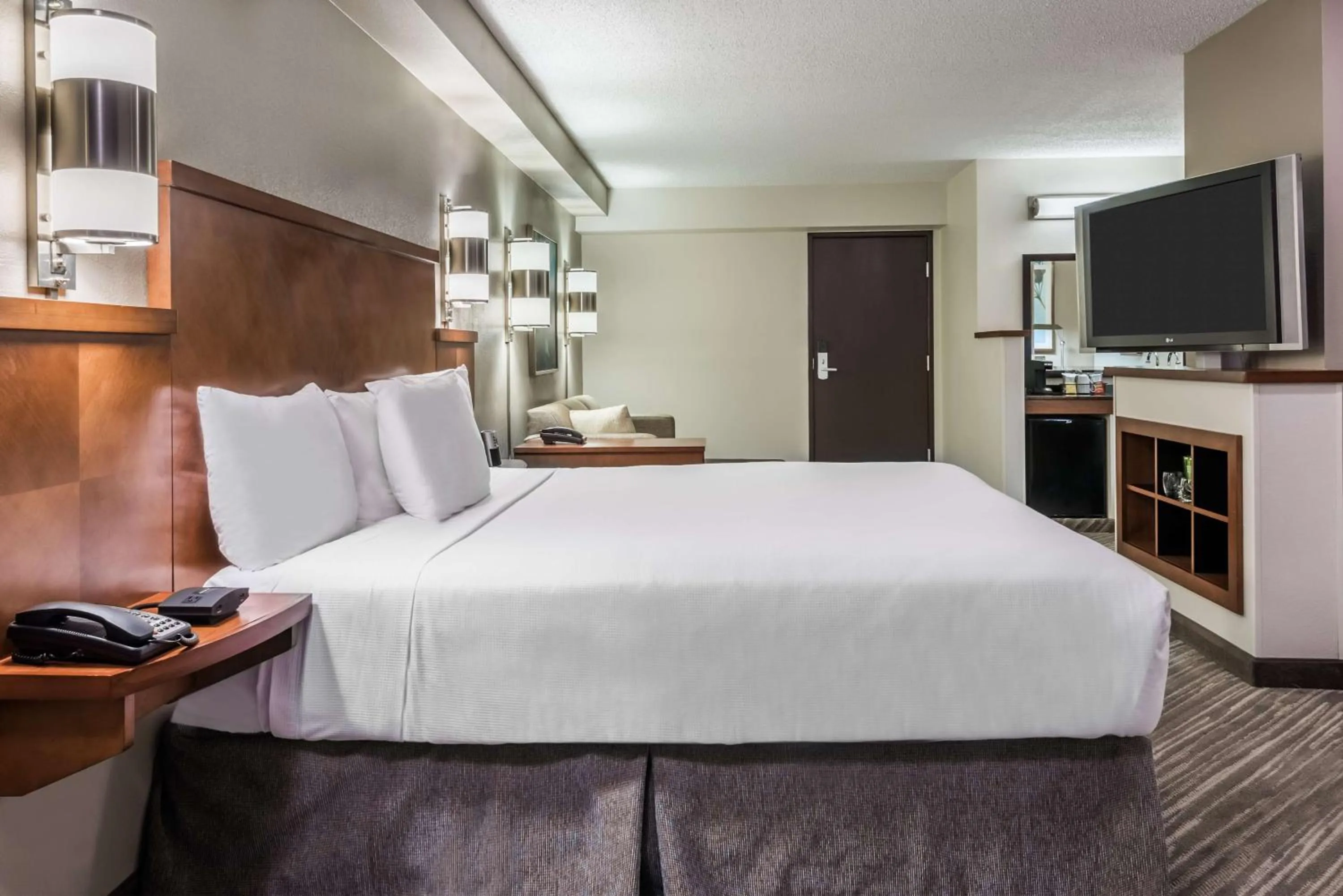 Bedroom in Hyatt Place Bentonville Rogers