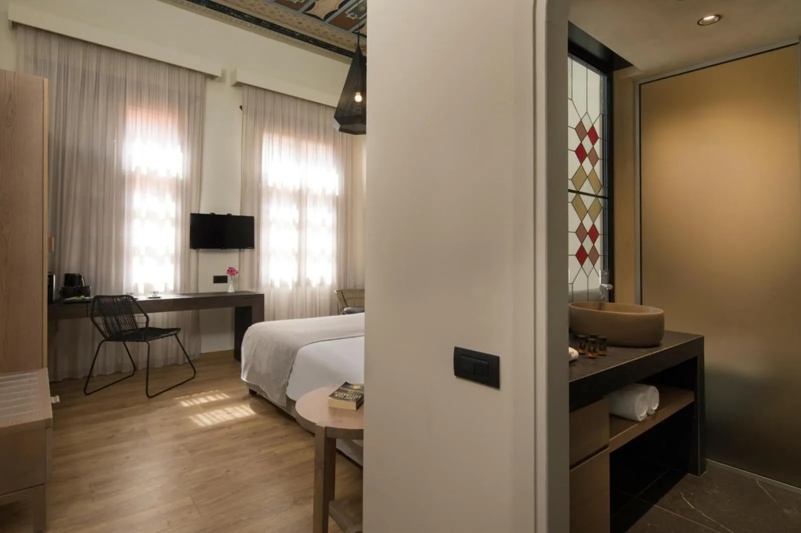 Bed in ELG Contessa Boutique Hotel