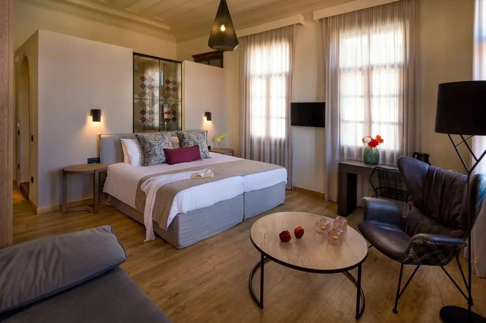 Bed in ELG Contessa Boutique Hotel Bed in ELG Contessa Boutique Hotel