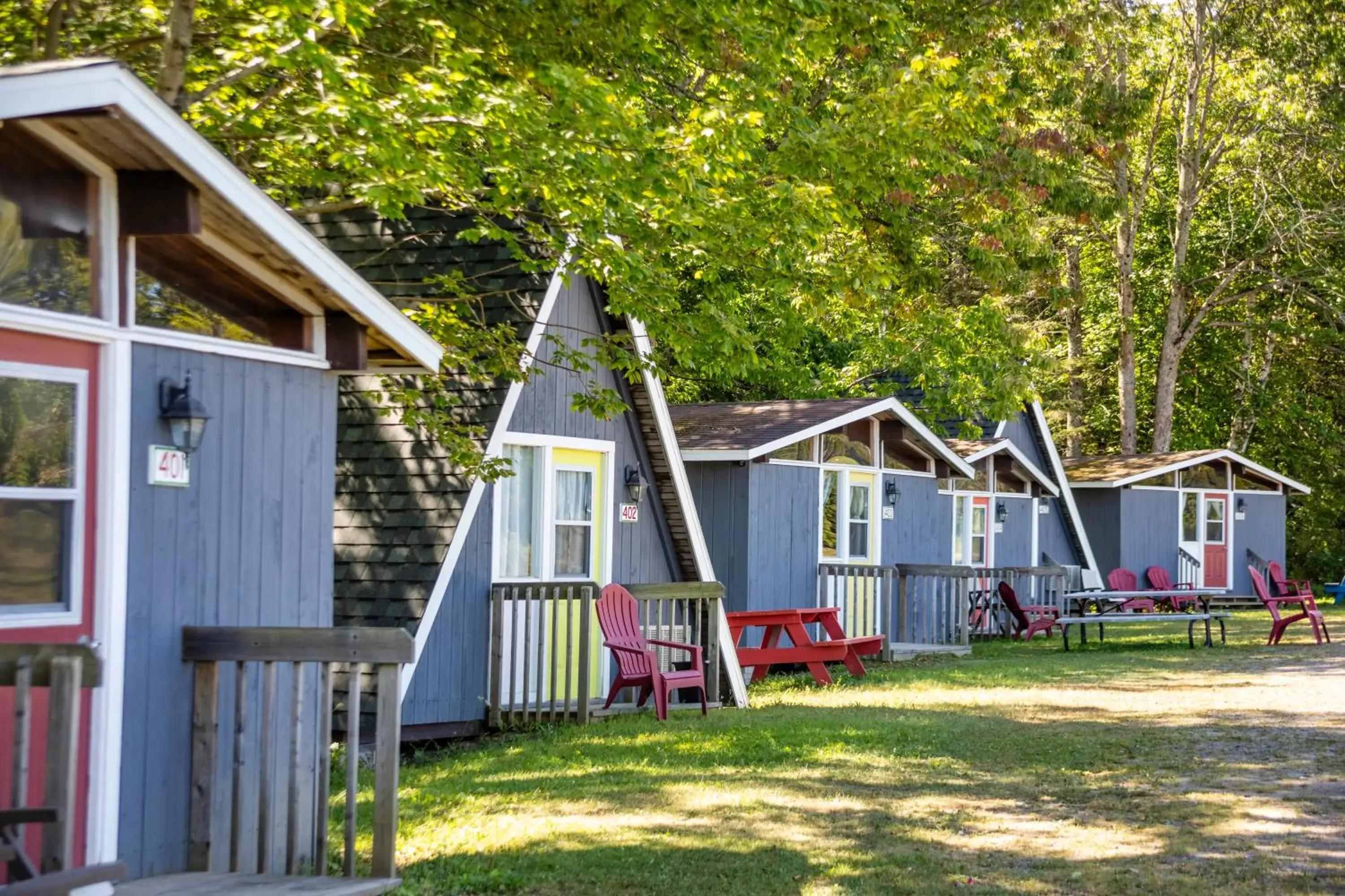 Property building in Old Orchard Inn Property building in Old Orchard Inn