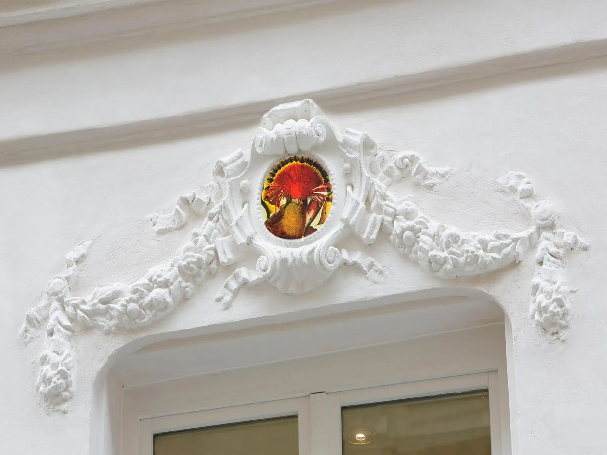 Facade/entrance in Hôtel du Continent Facade/entrance in Hôtel du Continent