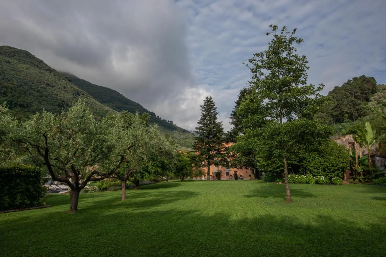 Garden view in Relais Corte Rodeschi